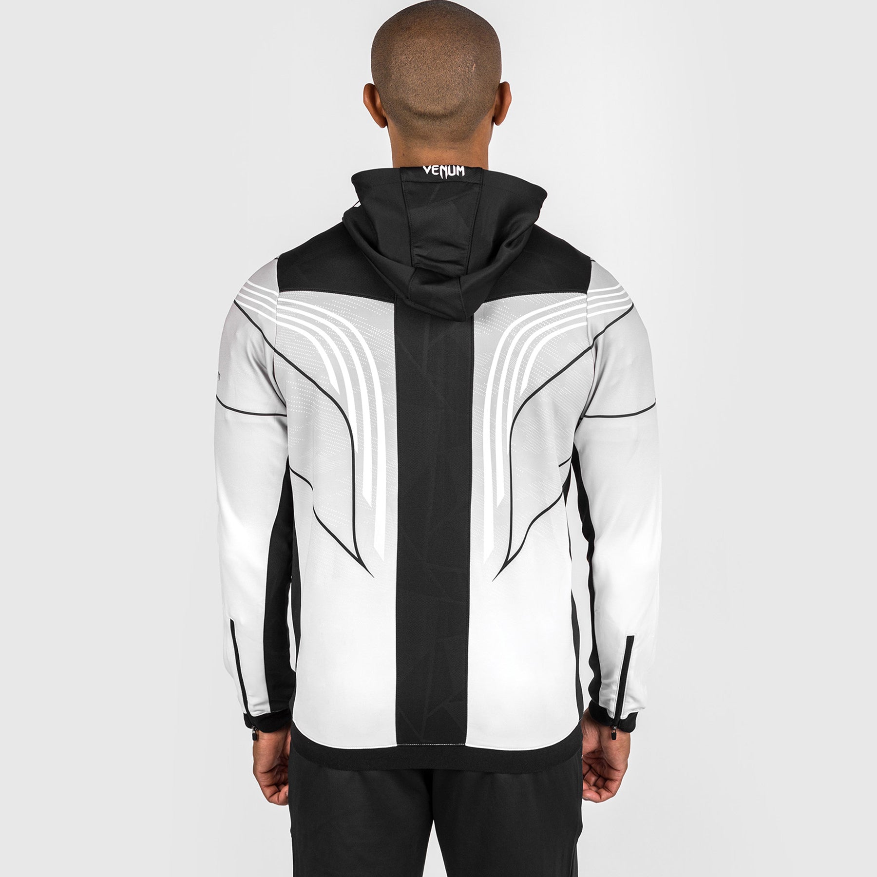 ufc-venum-authentic-fight-night-2-0-walkout-hoodie-herren-personalisiert-wei image 1