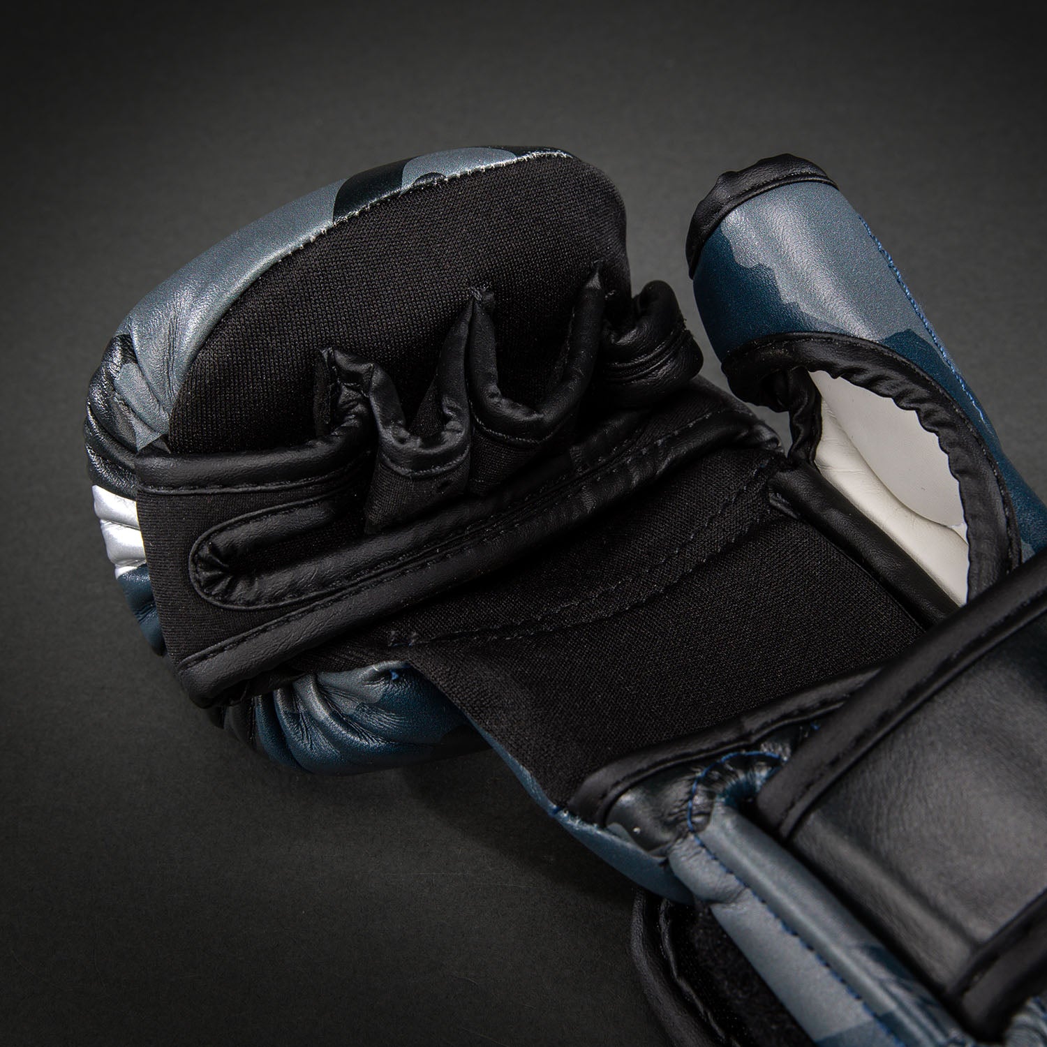 venum-elite-tarn-sparringhandschuhe-dunkelmarineblau-blau image 6
