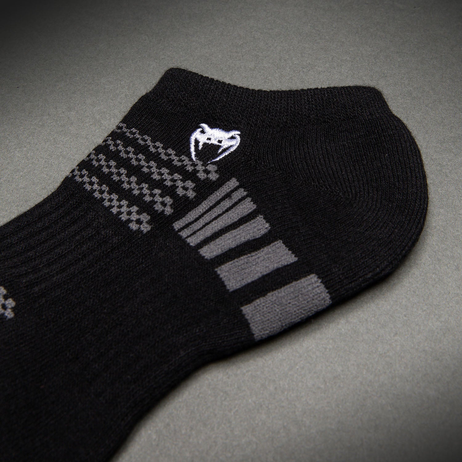 venum-vector-invisible-socken-3er-pack-schwarz-grau image 4