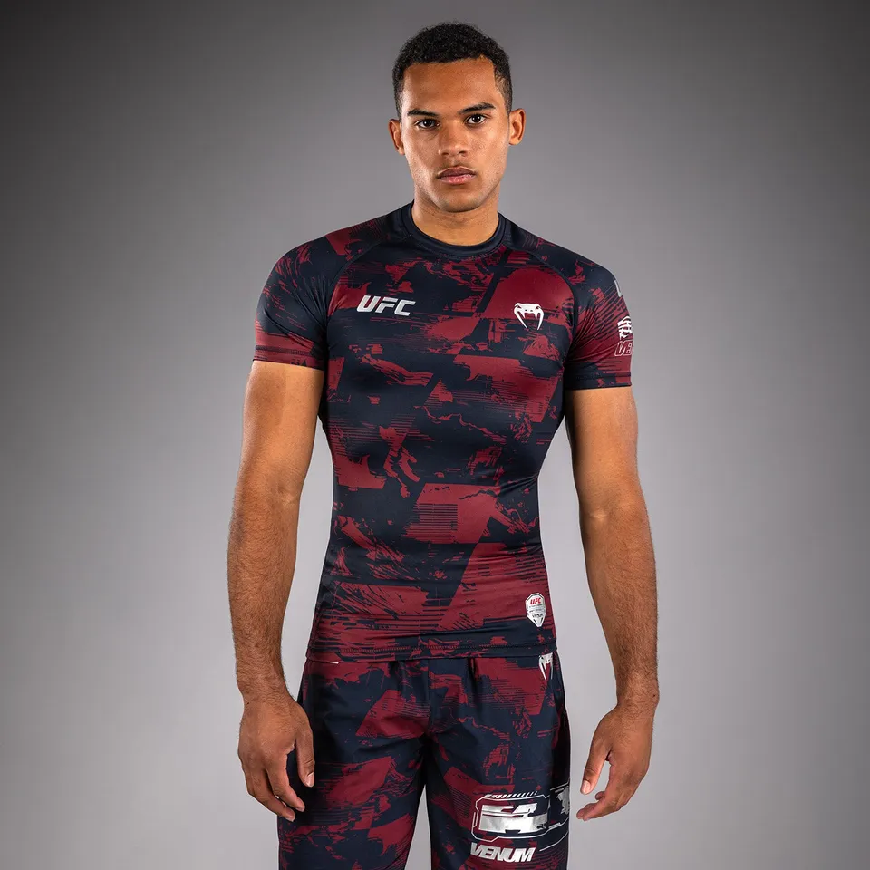 ufc-zenith-by-venum-authentic-fight-week-rashguard-kurzarm-herren-marineblau-bur image 1