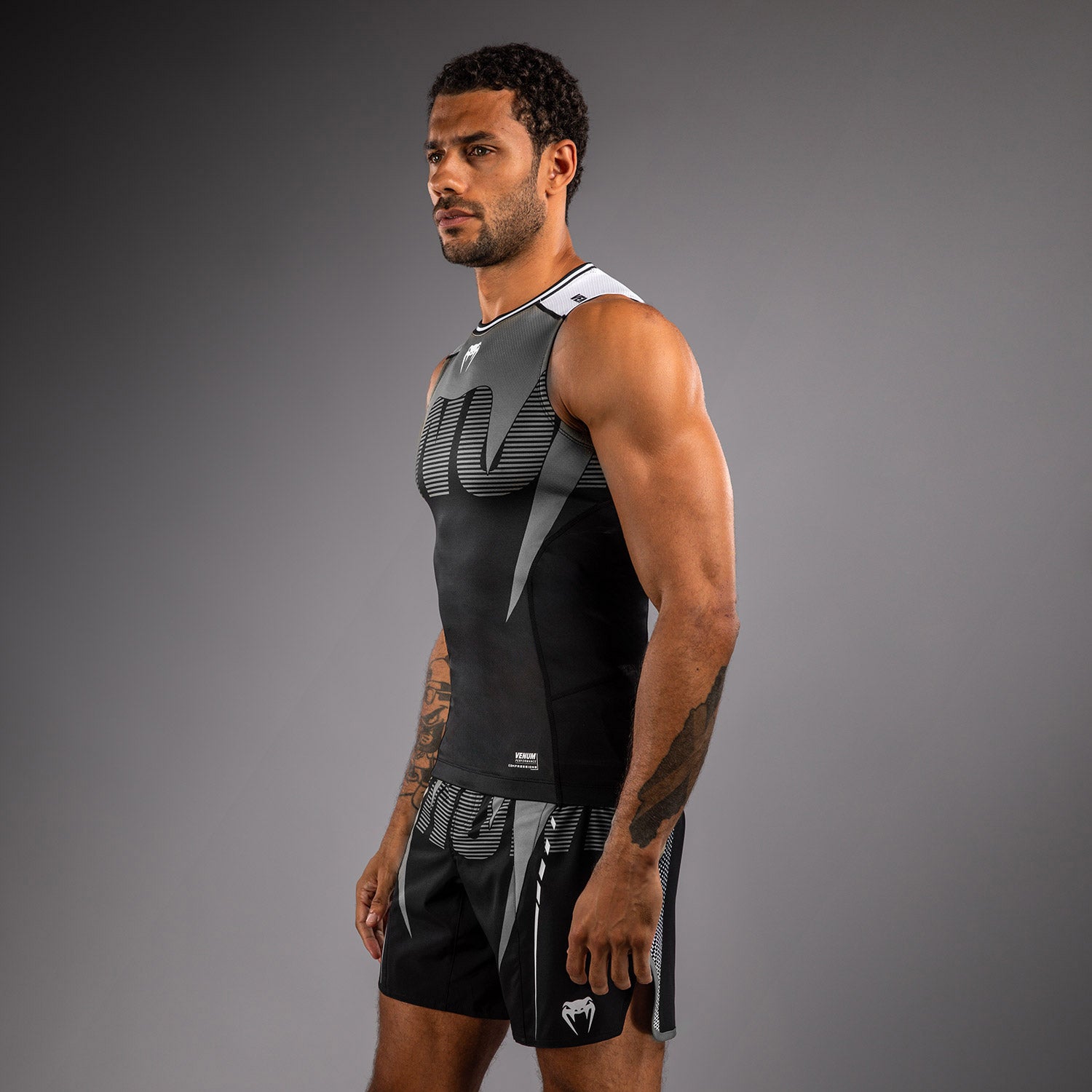 venum-adrenaline-rmelloses-rashguard-schwarz-silbergrau image 2
