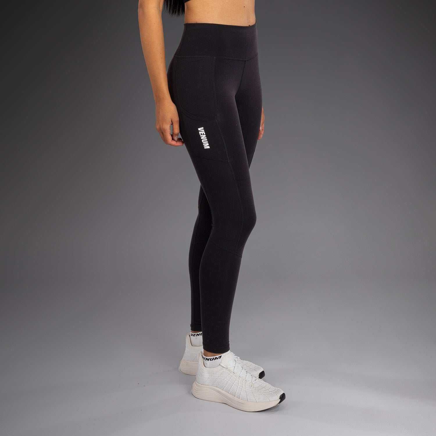 venum-essential-performance-leggings-damen-schwarz image 4