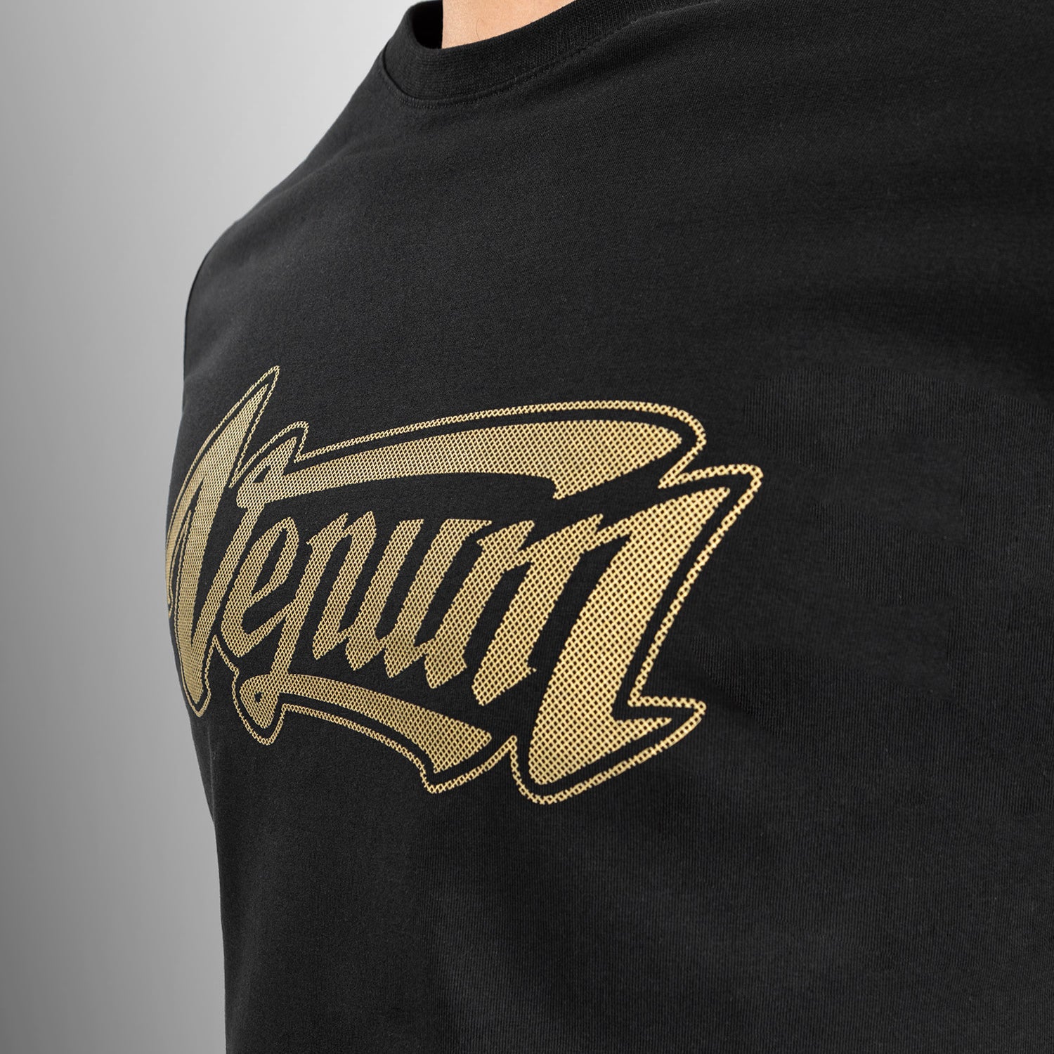 venum-absolute-2-0-t-shirt-angepasste-passform-schwarz-gold-herren image 3