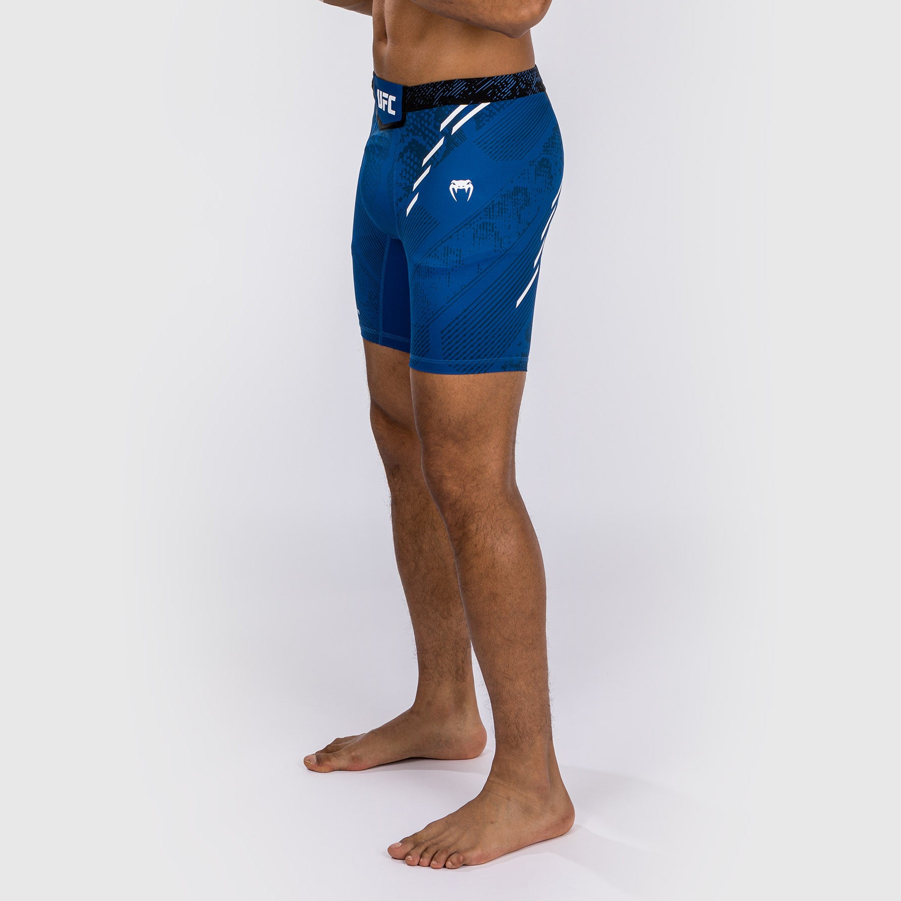 ufc-adrenaline-by-venum-authentic-fight-night-vale-tudo-short-blau-herren image 3