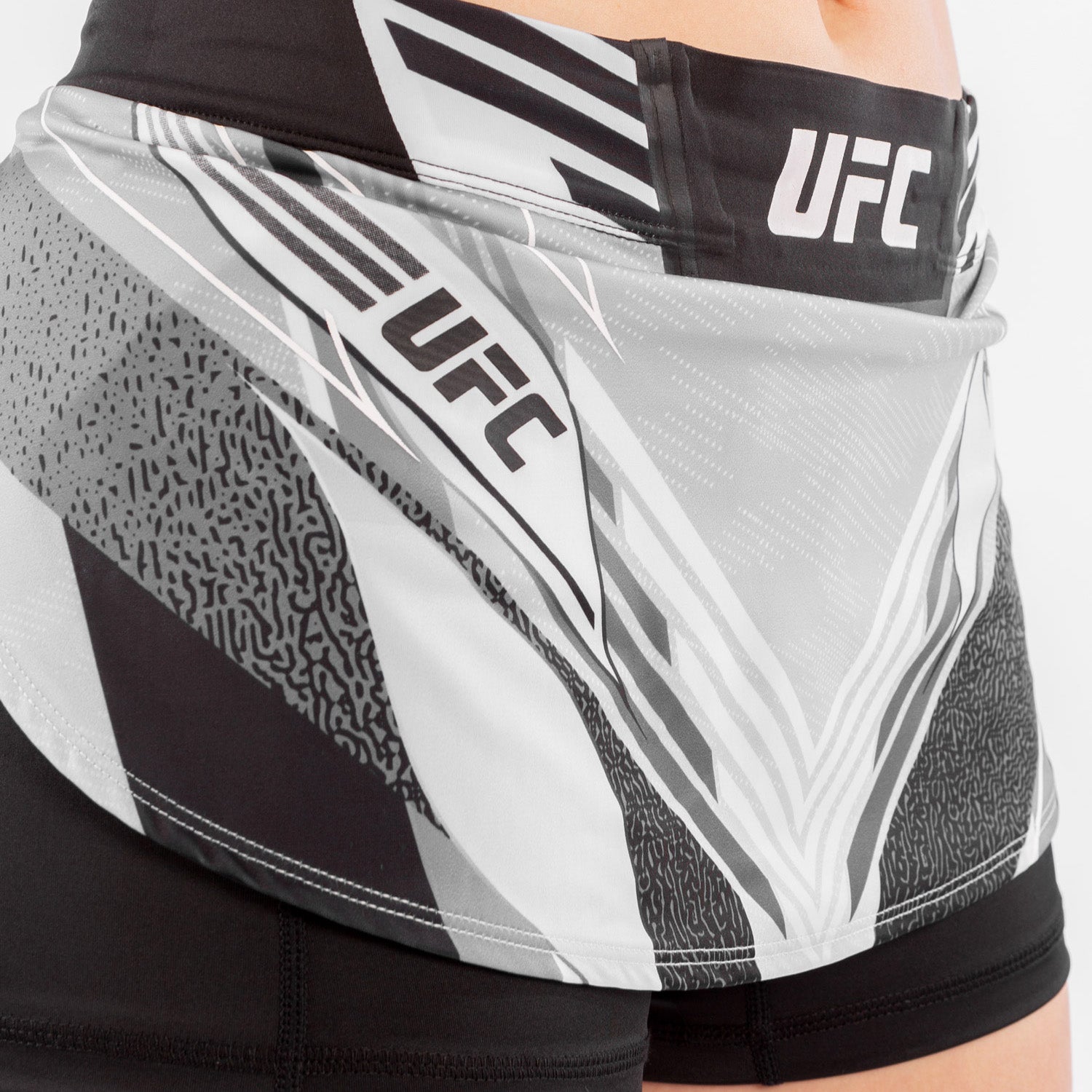 ufc-venum-authentic-fight-night-damen-skort-wei image 5
