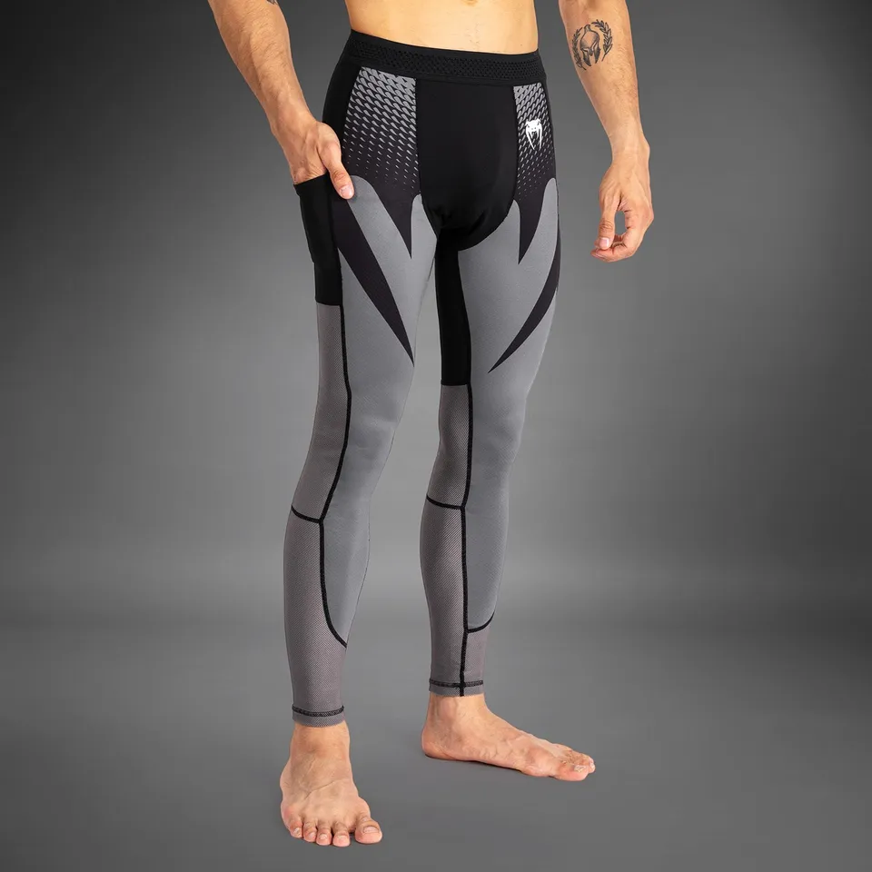 venum-attack-herren-gamaschen-spats-schwarz image 1
