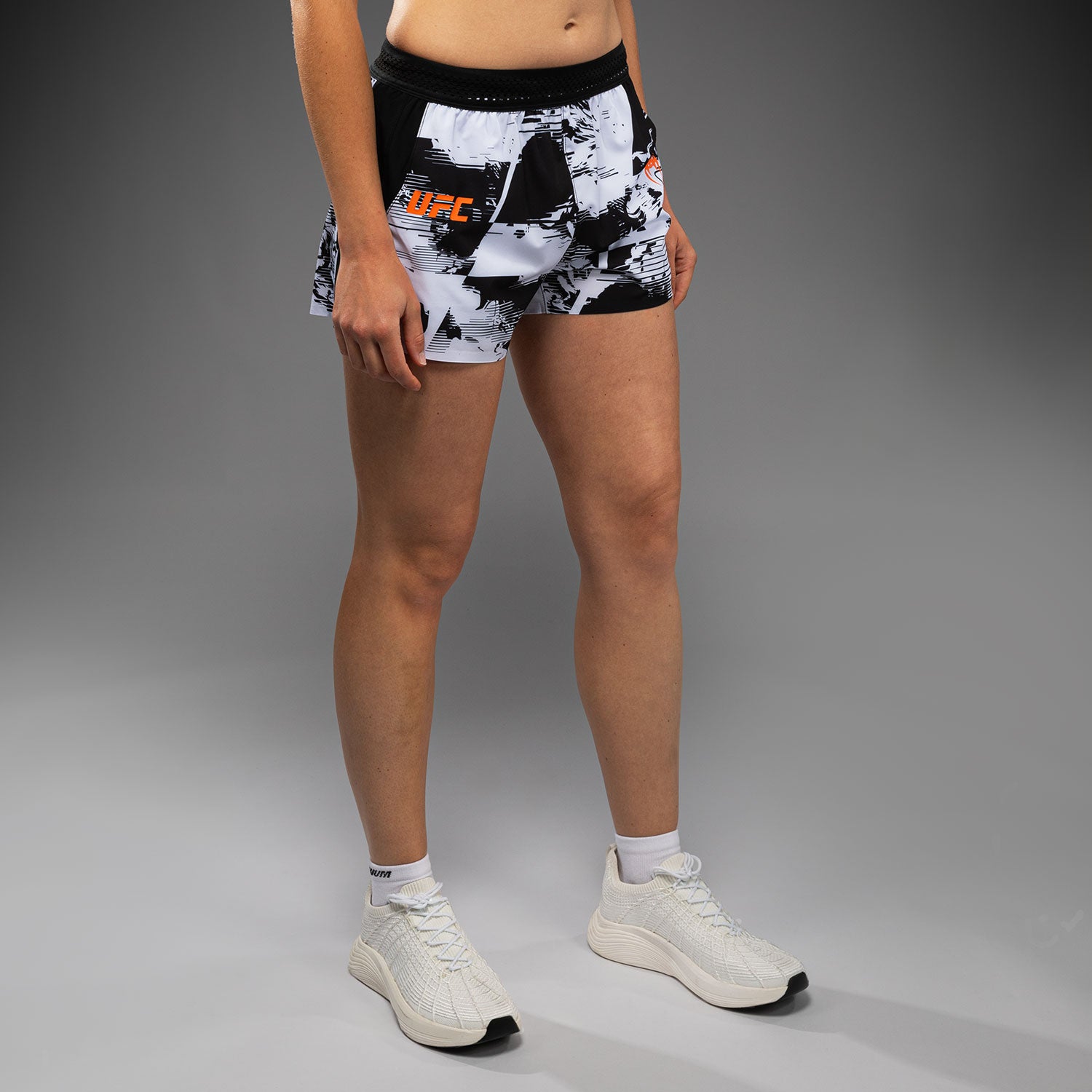 venum-ufc-zenith-authentic-fight-week-damen-performance-shorts-wei image 3