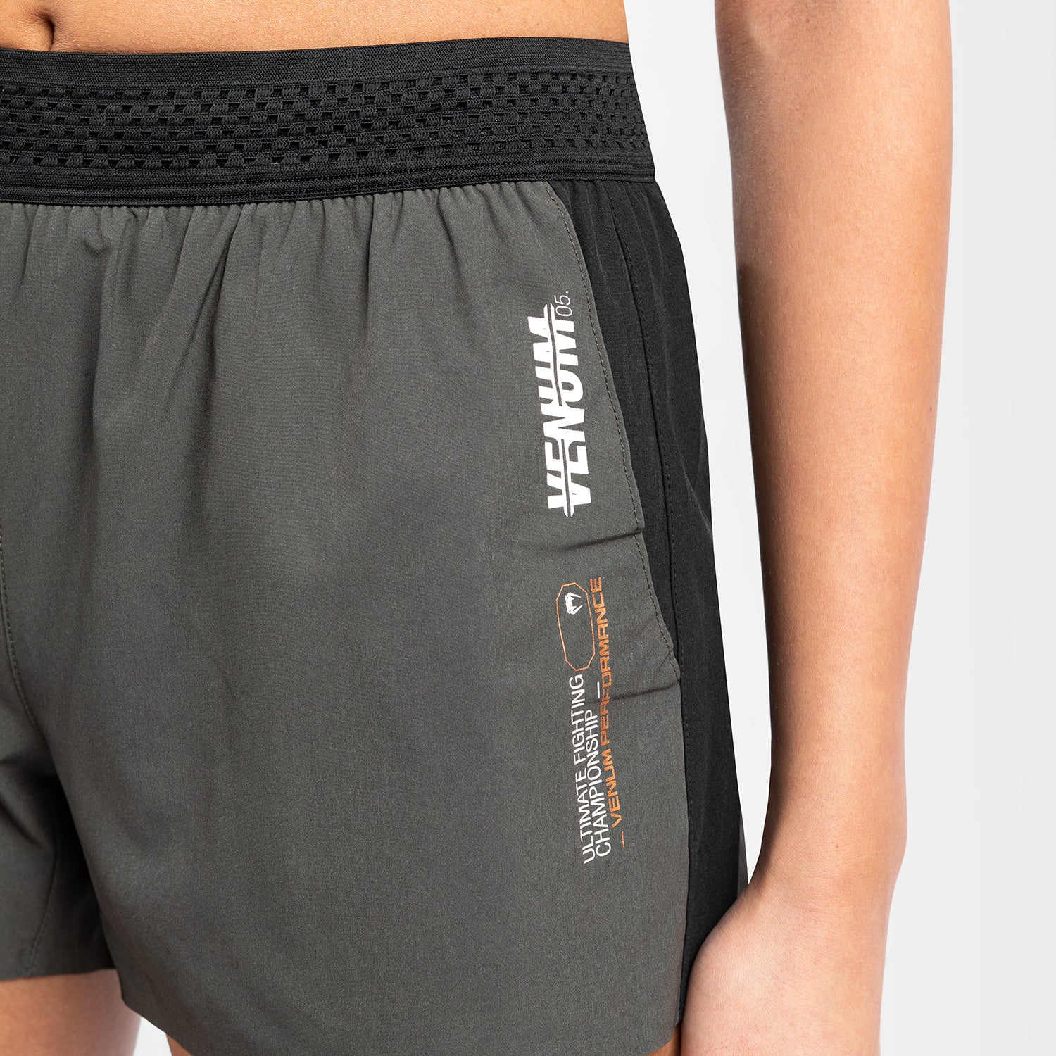 venum-ufc-adrenaline-fight-week-performance-short-damen-khaki-gold image 3