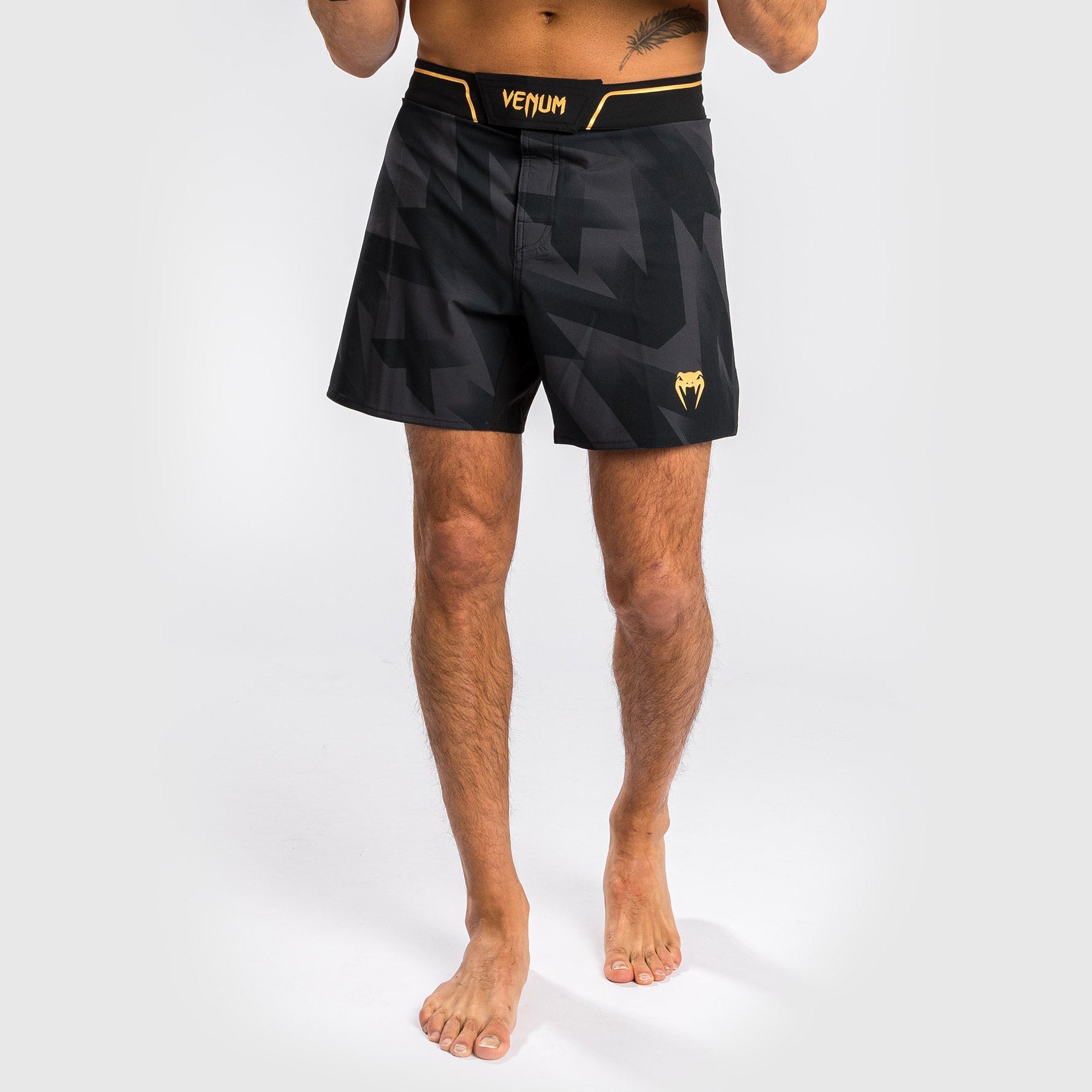 venum-razor-mma-shorts-herren-schwarz-gold image 1