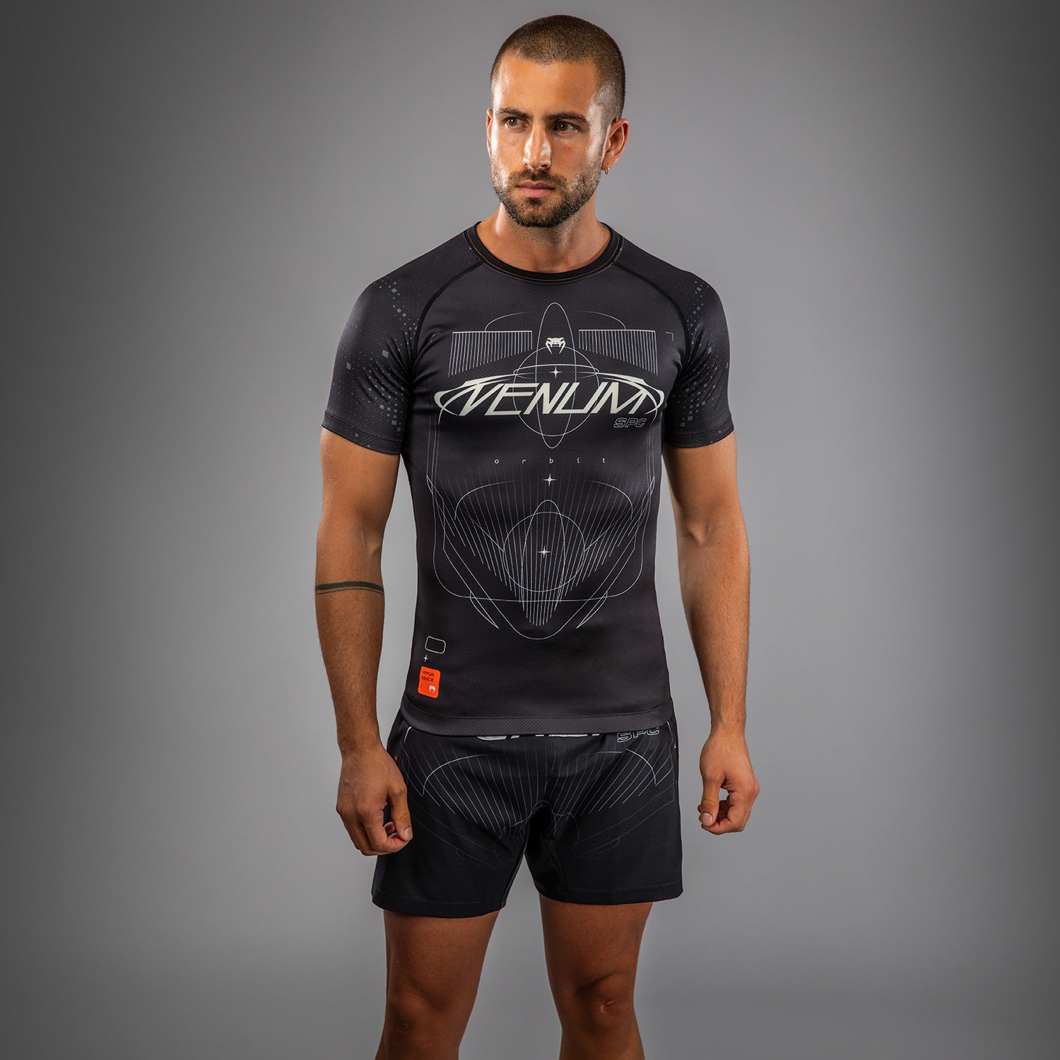 venum-eclipse-kurzarm-rashguard-schwarz-elfenbein image 1
