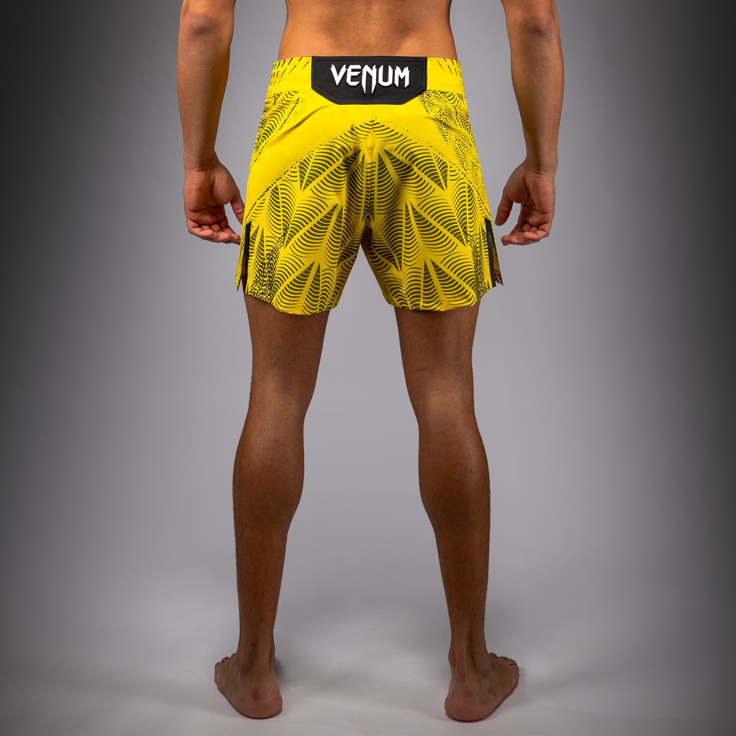 ufc-zenith-by-venum-authentic-fight-night-fight-short-herren-short-fit-gelb image 4