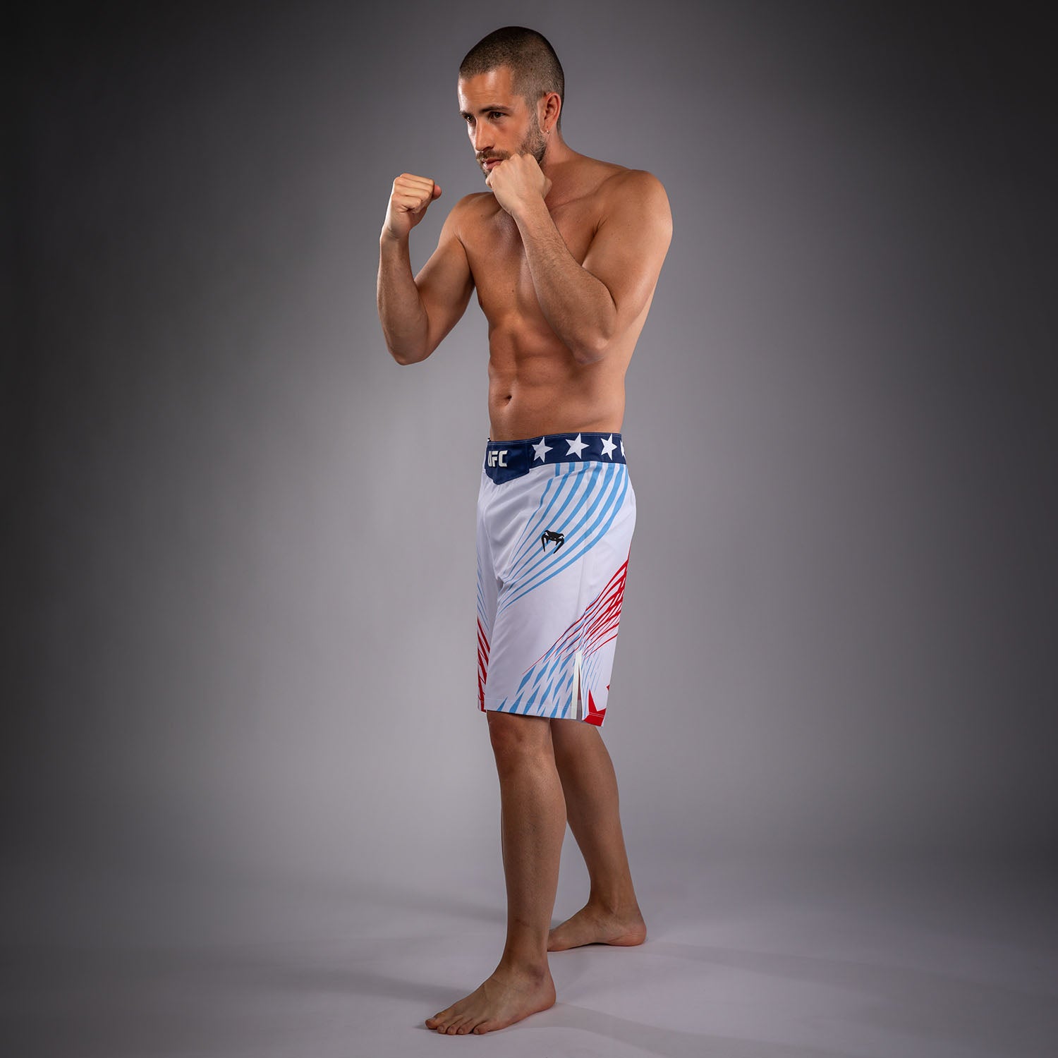 ufc-freedom-250-by-venum-authentic-fight-night-fight-shorts-long-fit-herren-wei image 7