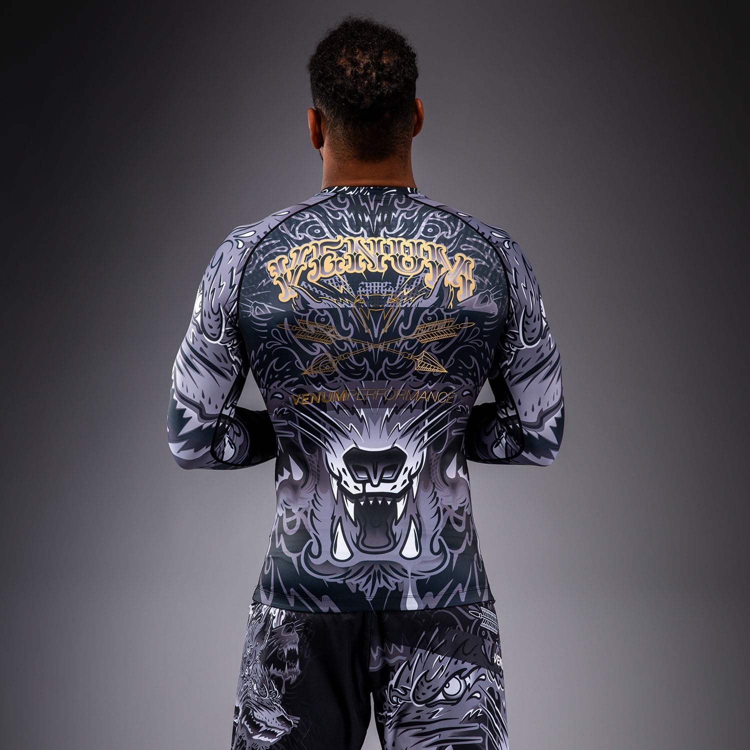 venum-wolf-atak-langarm-rashguard-schwarz-grau image 3