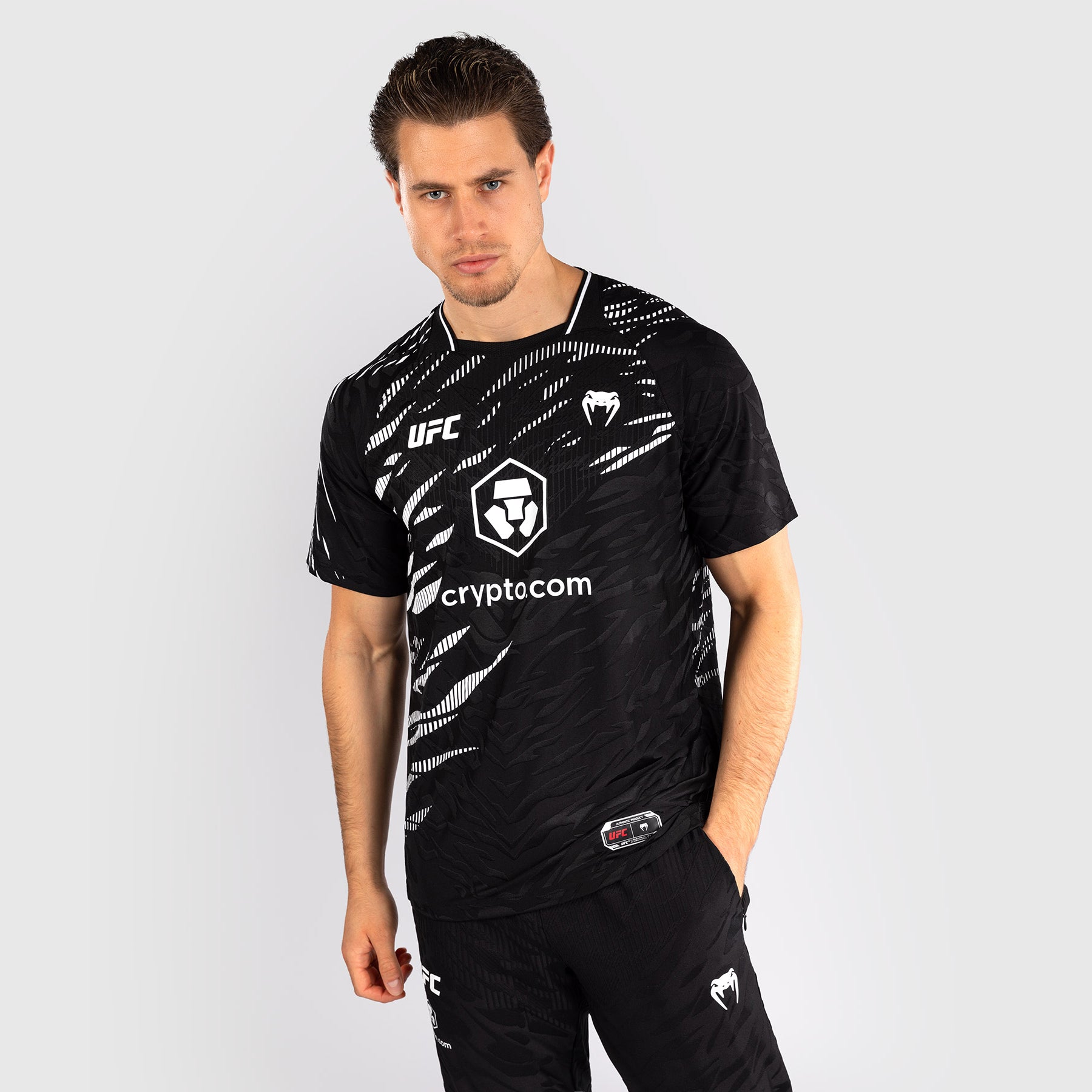 venum-ufc-fusion-authentic-fight-night-walkout-jersey-herren-schwarz image 2
