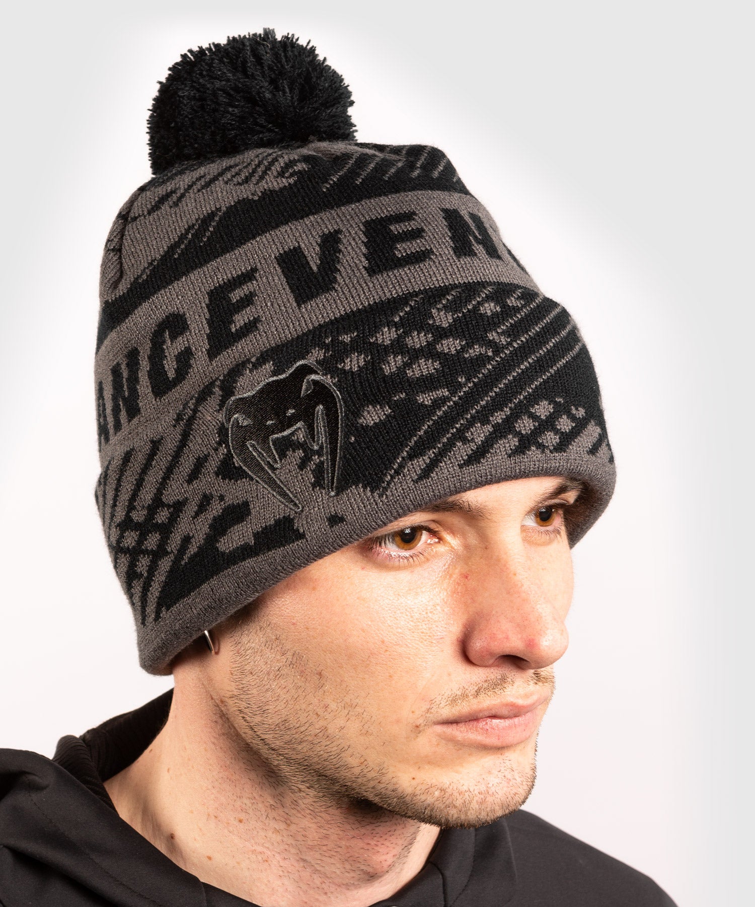 venum-performance-beanie-grau-schwarz-unisex image 1