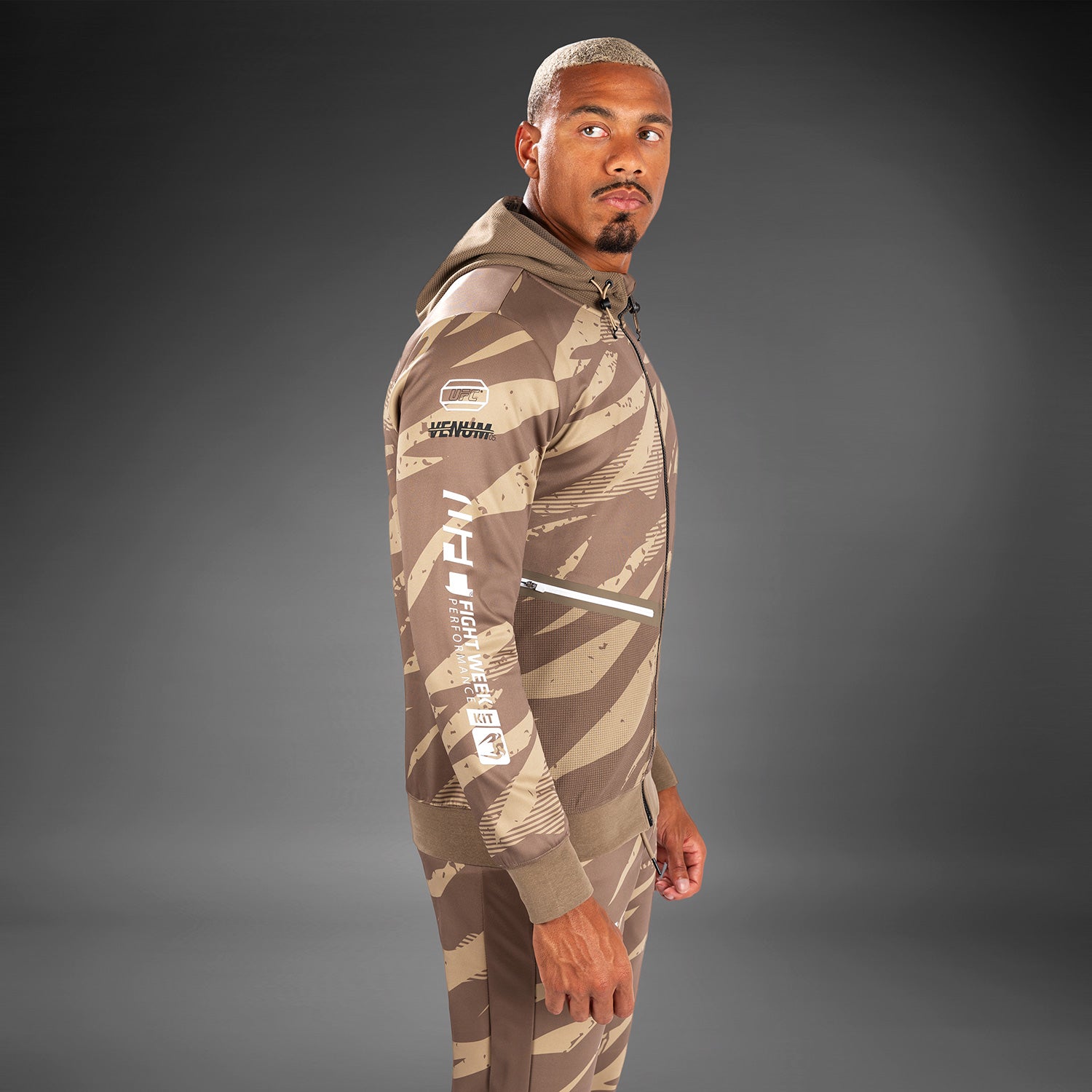 ufc-adrenaline-by-venum-fight-week-herren-zip-hoodie-full-zip-desert-camo image 6