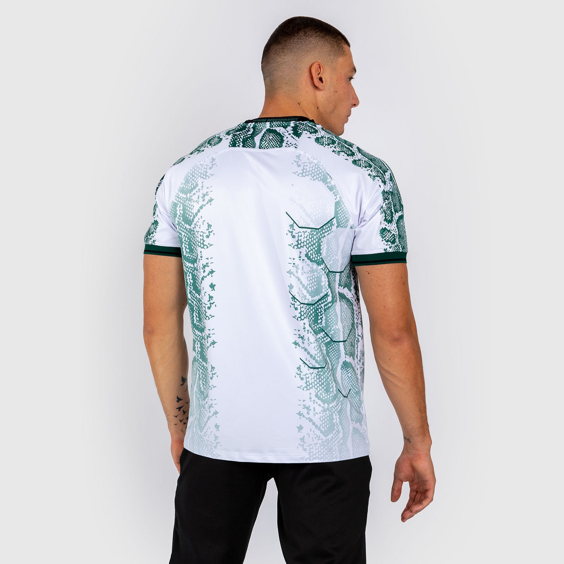 ufc-adrenaline-by-venum-authentic-fight-night-trikot-emerald-edition-wei-gr-n image 3