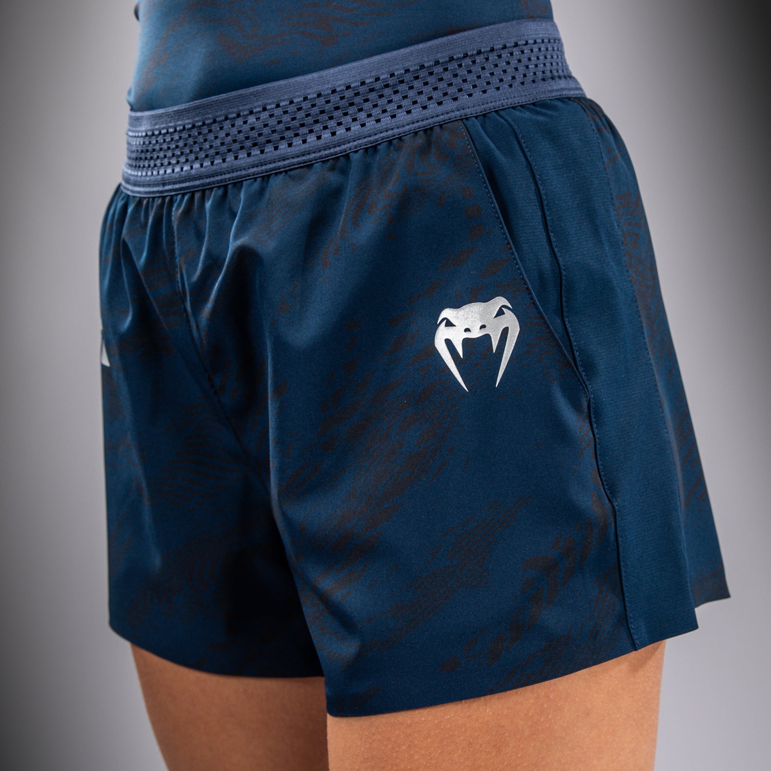 venum-ufc-fusion-by-venum-fight-week-damen-performance-short-ozeanisches-blau image 5