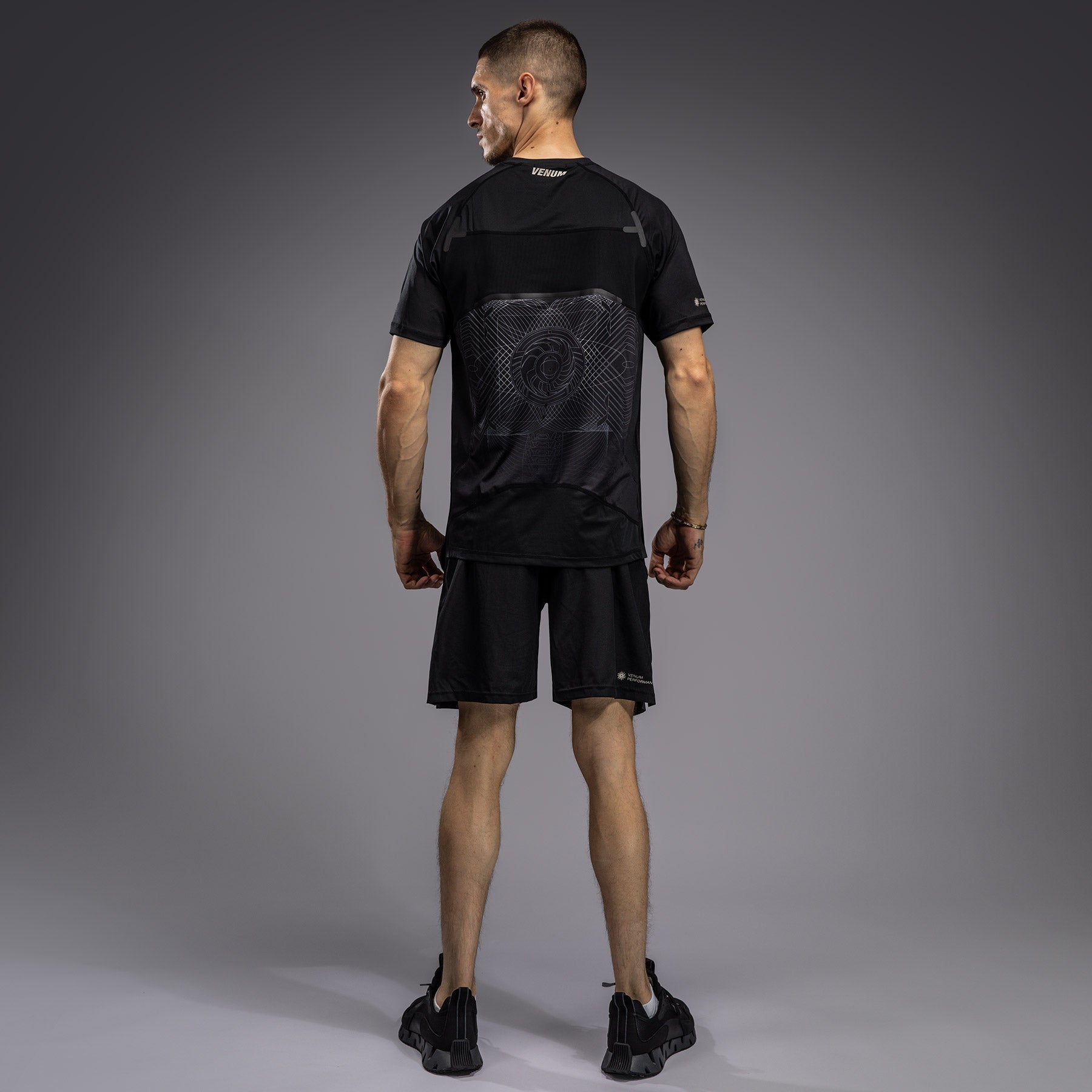 venum-g-fit-air-herren-dry-tech-t-shirt-tiefschwarz-w-stensand image 5