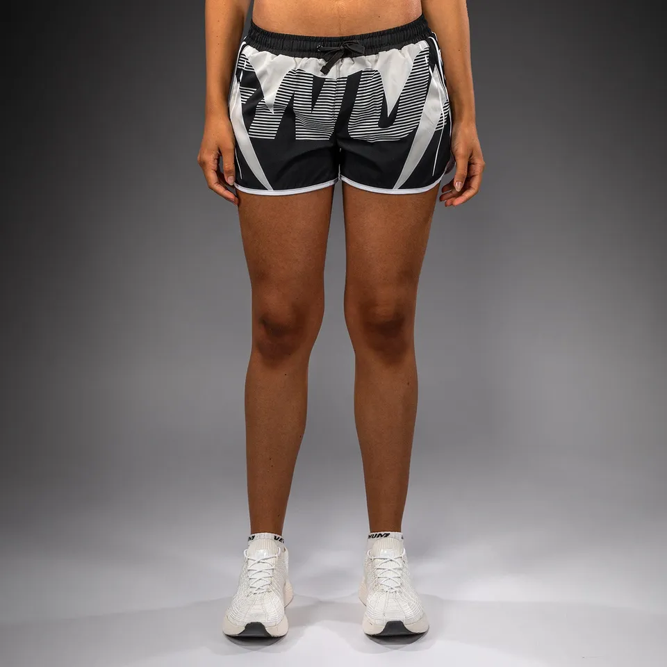 venum-adrenaline-damen-trainingsshorts-schwarz-elfenbein image 1
