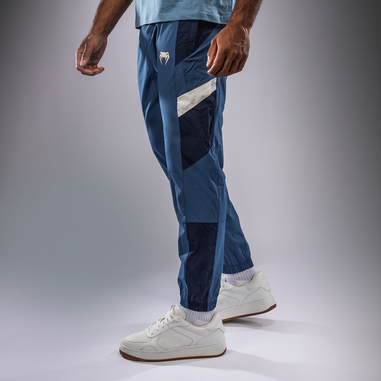 venum-attack-90-trainingsanzug-hose-mitternachtsblau image 2
