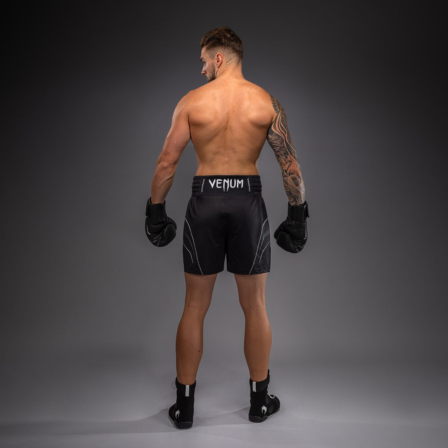 venum-streamline-boxshorts-schwarz-wei image 5