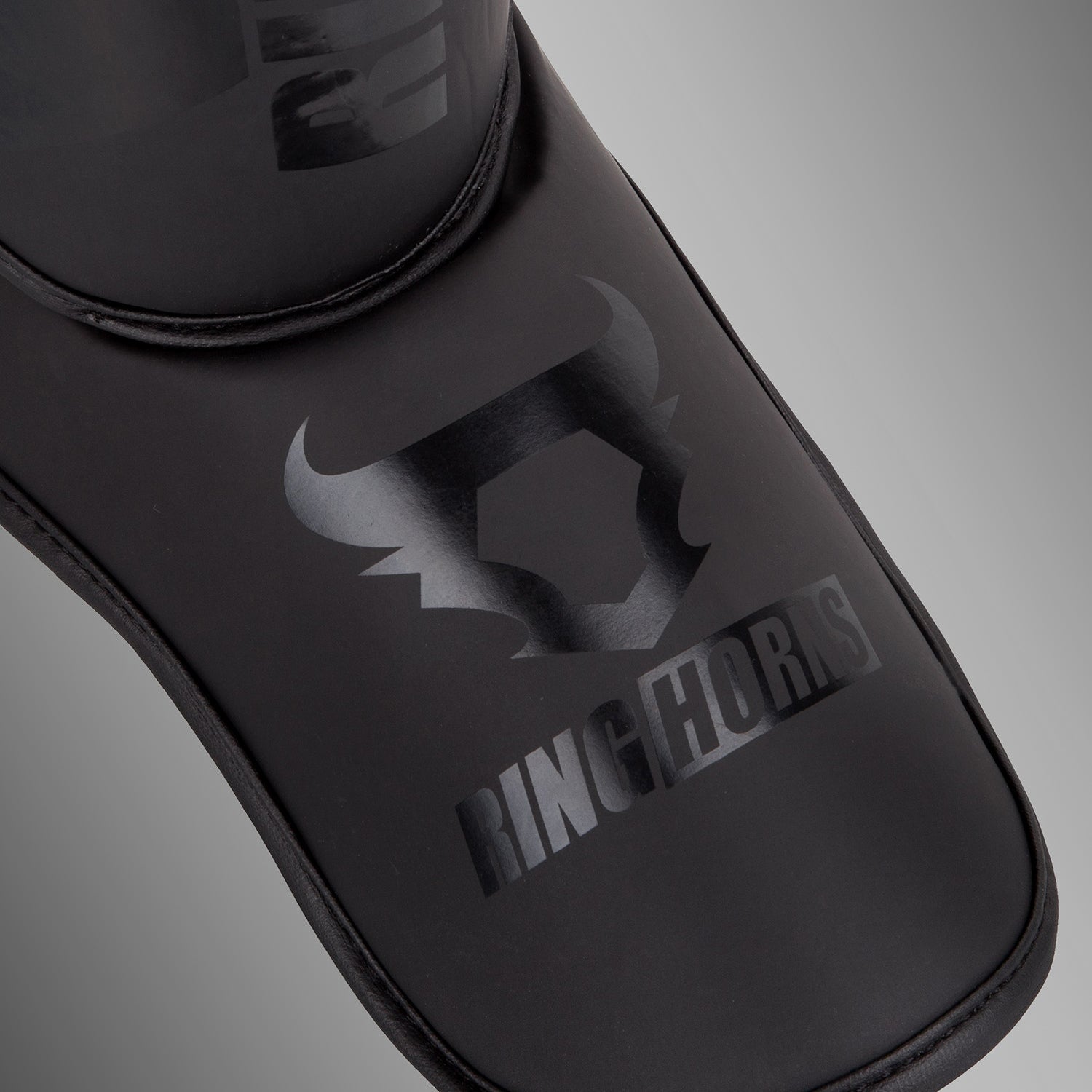 ringhorns-charger-by-venum-schienbeinschoner-mit-fu-schutz-schwarz-schwarz image 2