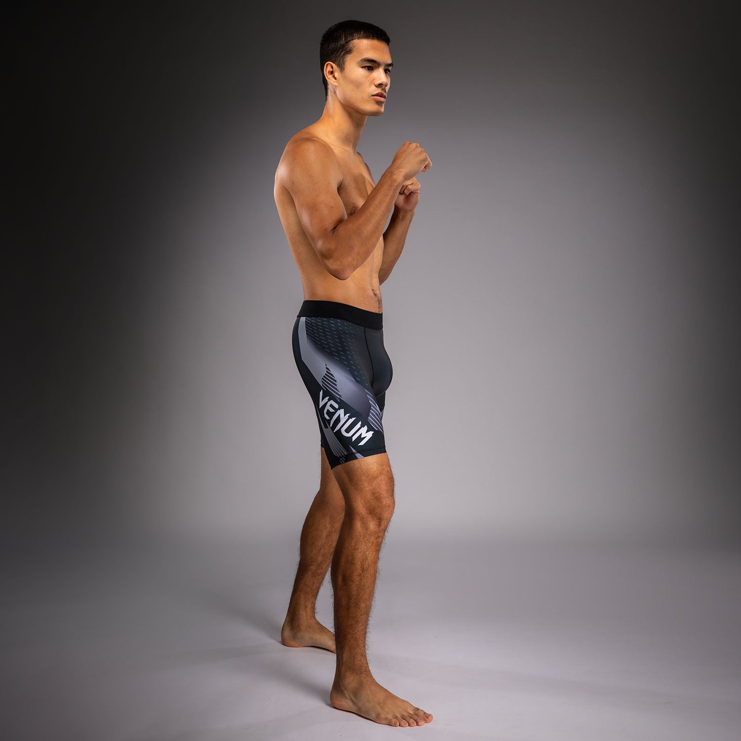 venum-no-gi-6-0-kompressionsshort-vale-tudo-herren-schwarz-wei image 3