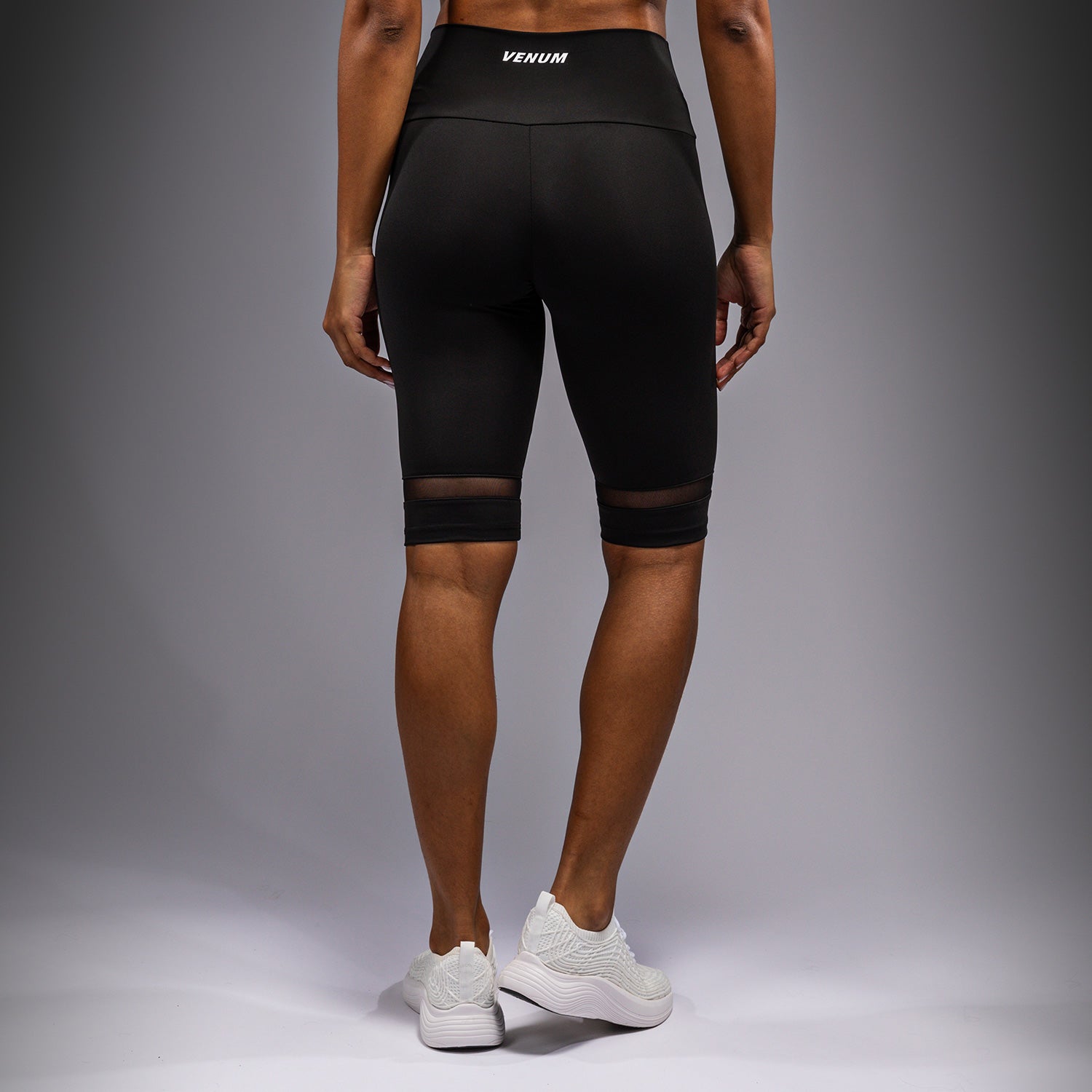 venum-aero-xt-kompressionsshorts-damen-schwarz image 3