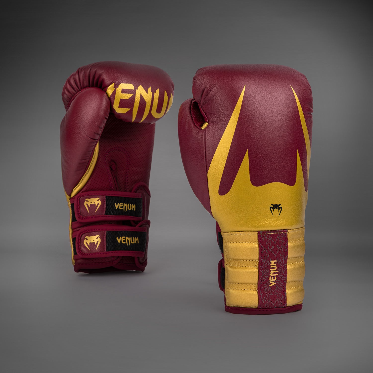venum-reverso-boxhandschuhe-kirschrot-gold image 2