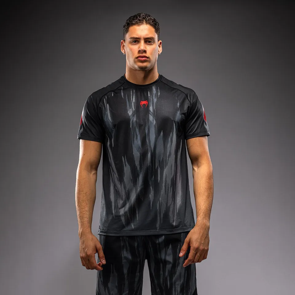 venum-demon-dry-tech-t-shirt-schwarz-grau image 1