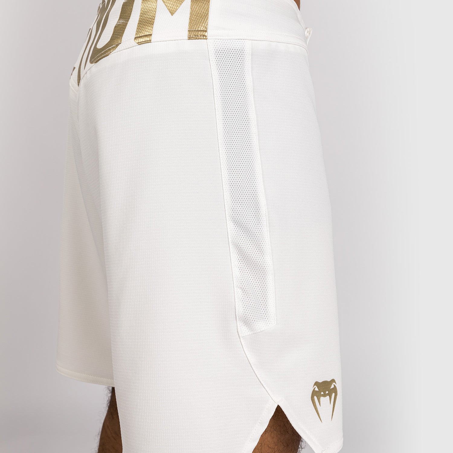 venum-light-5-0-fight-shorts-wei-gold-f-r-herren image 8