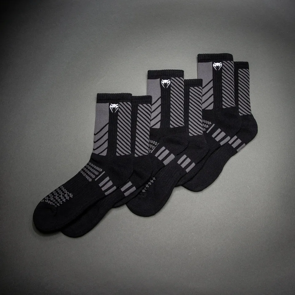 venum-vector-crew-socken-3er-pack-schwarz-grau image 1