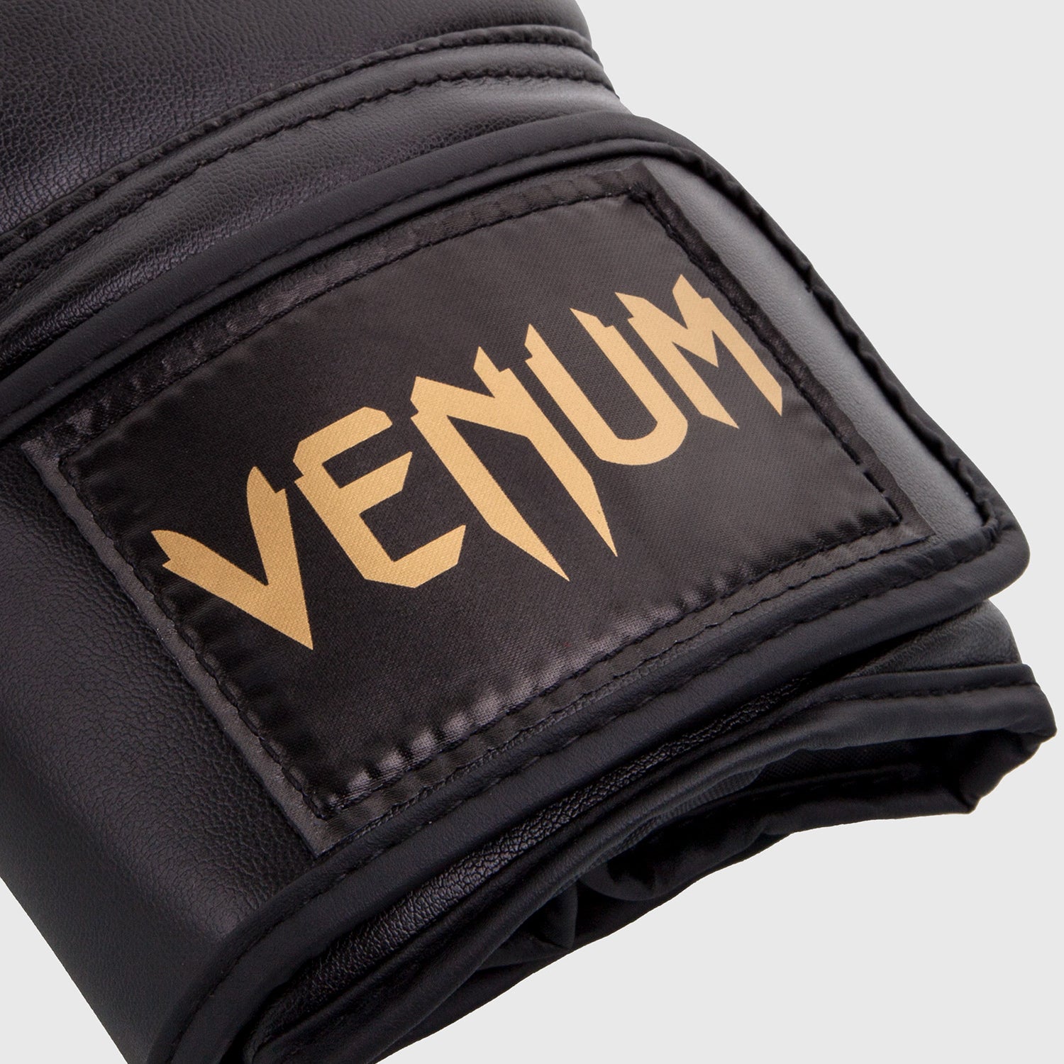 venum-contender-boxhandschuhe-schwarz-gold image 3