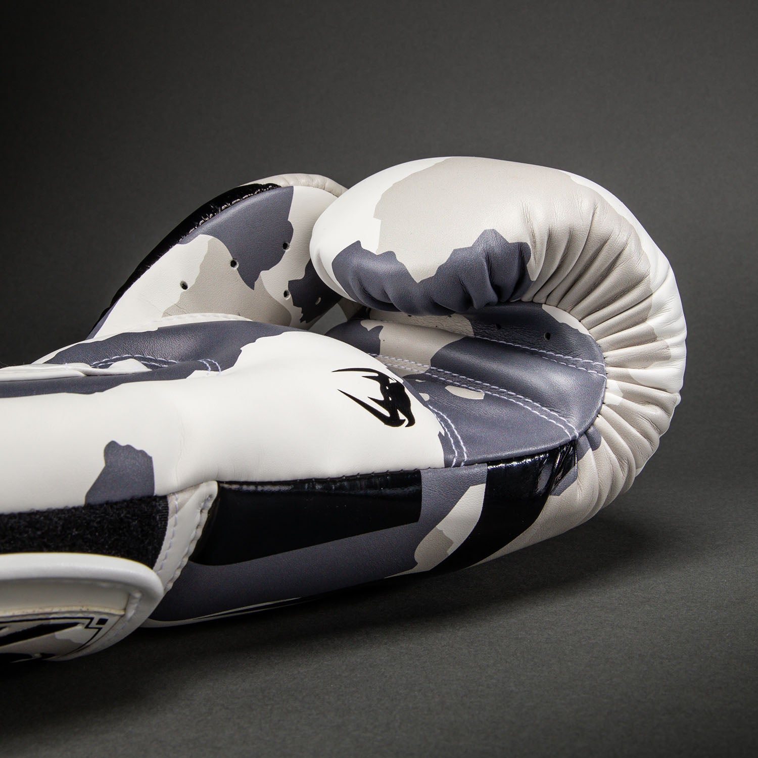 venum-elite-boxhandschuhe-wei-hellgrau image 4