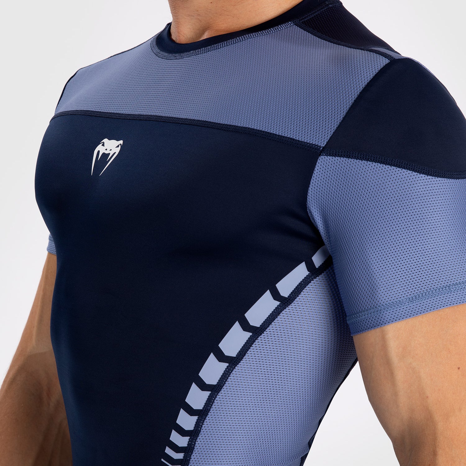 venum-tempest-herren-kurzarm-rashguard-marineblau-blau image 4