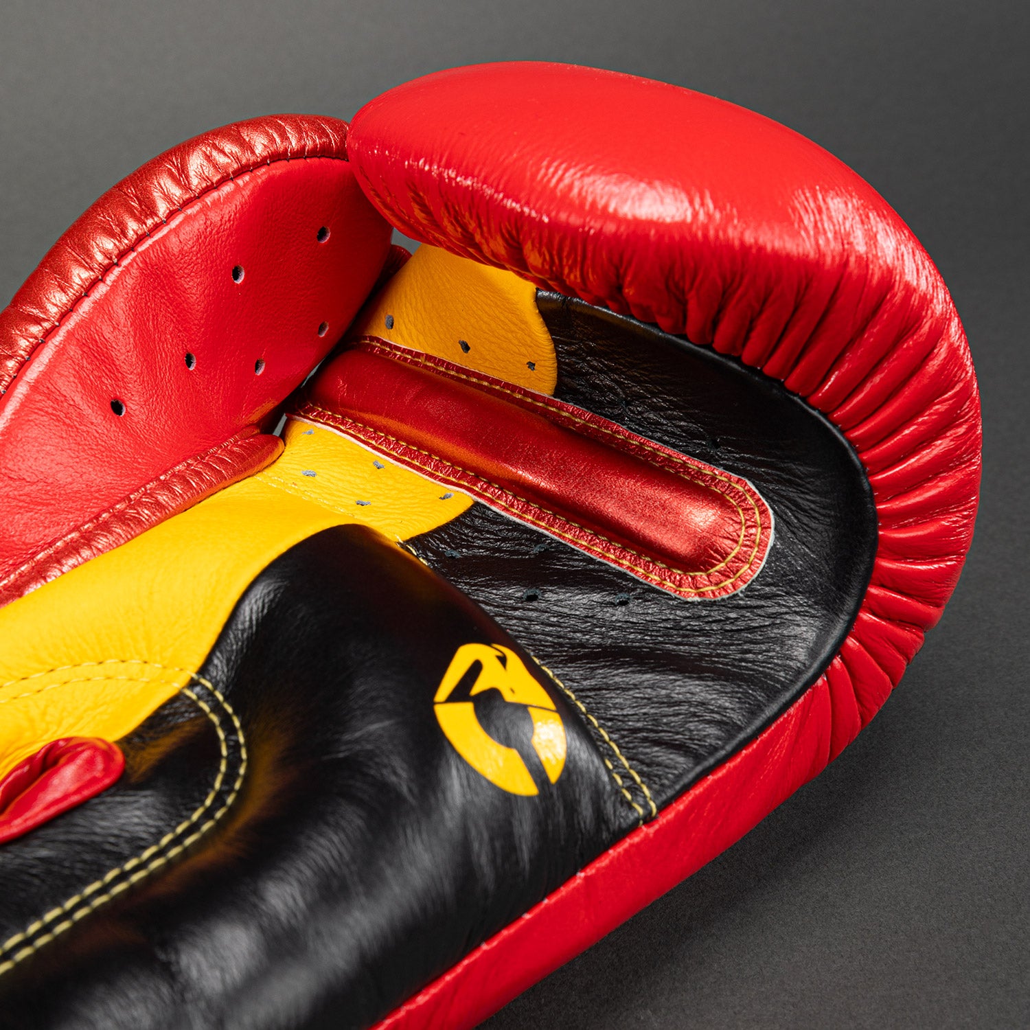 venum-giant-3-0-boxhandschuhe-rot-gelb-gold-nappaleder image 5