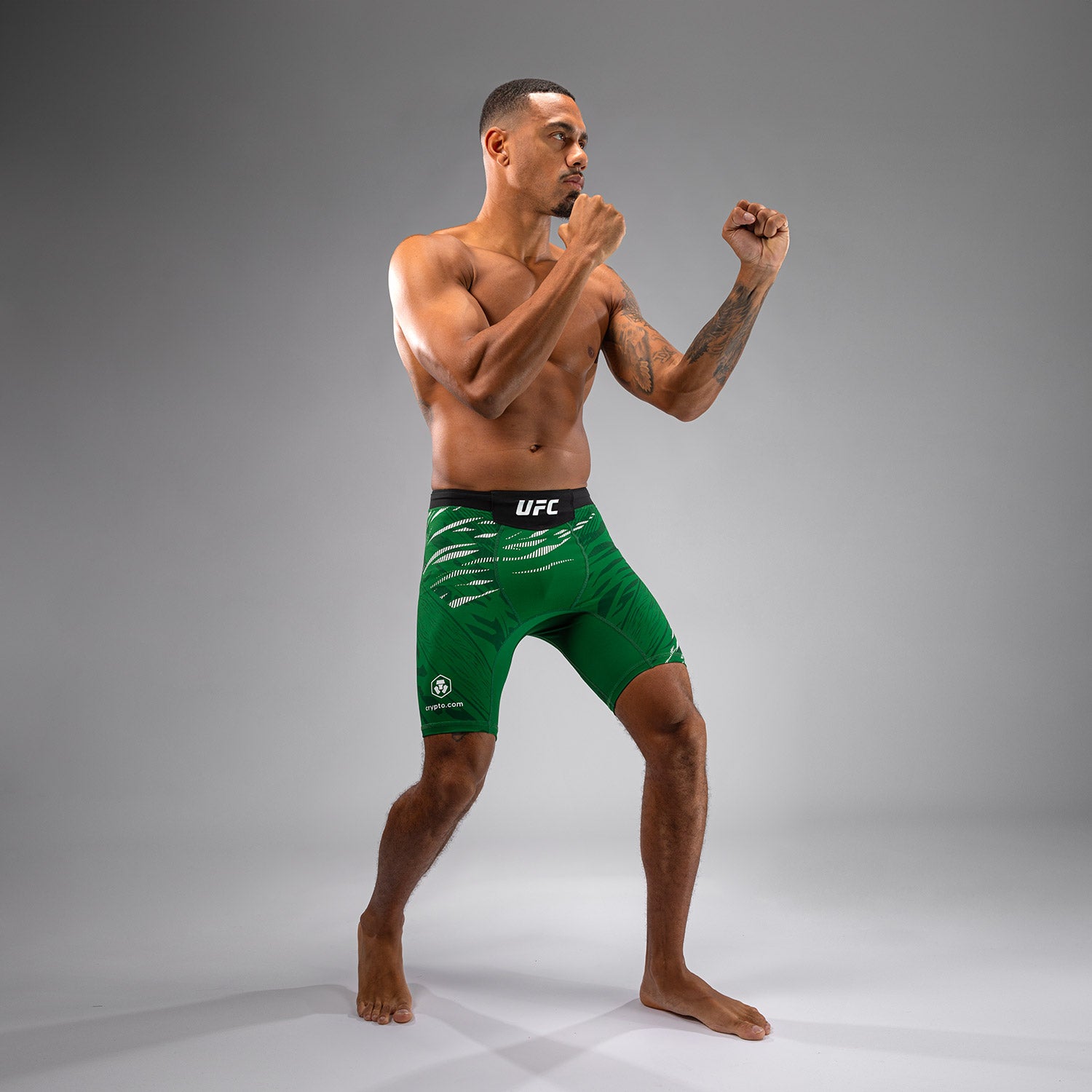 ufc-fusion-by-venum-authentic-fight-night-herren-vale-tudo-short-gr-n-personalis image 6