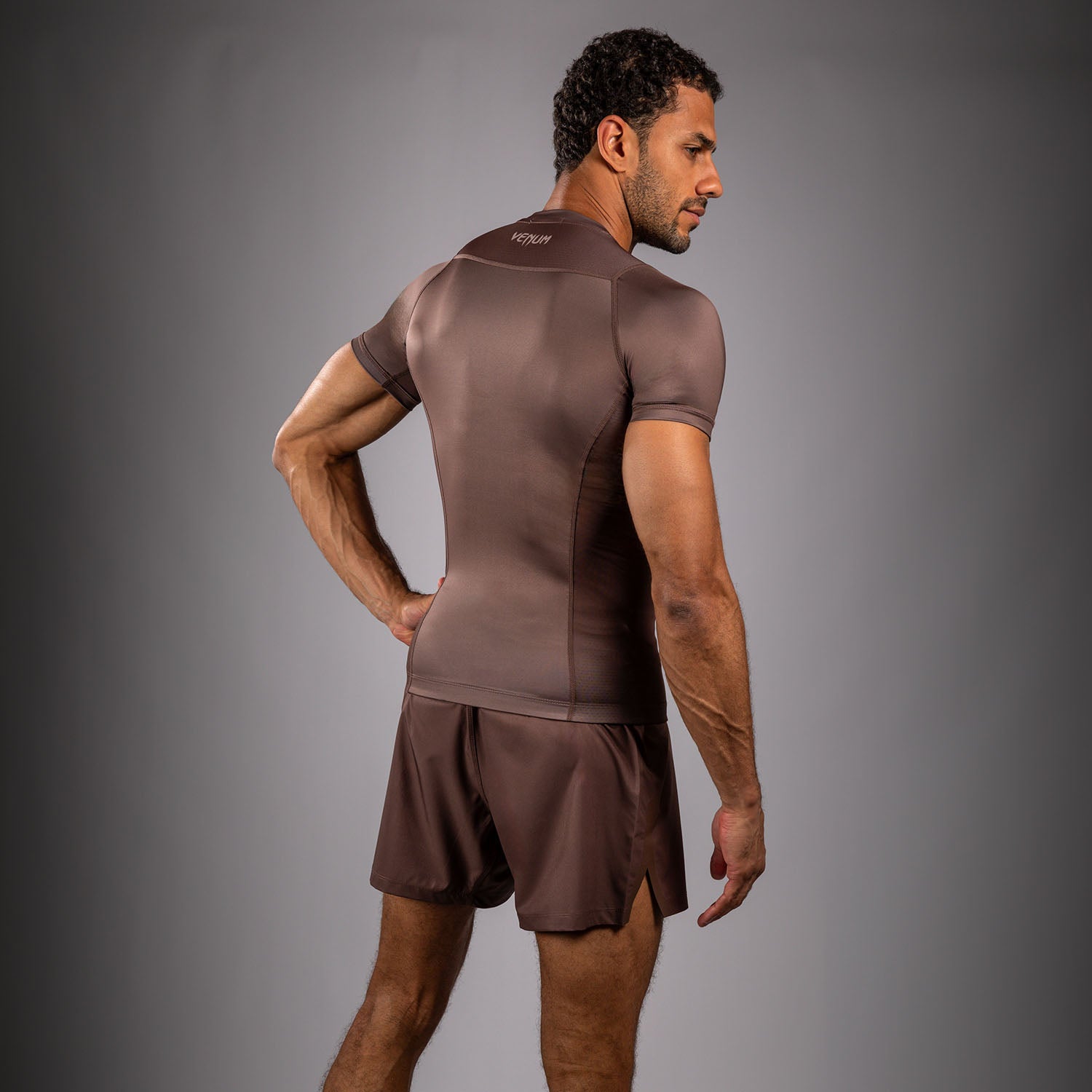 venum-no-gi-rashguard-langarm-ibjjf-approved-schokoladenbraun image 3