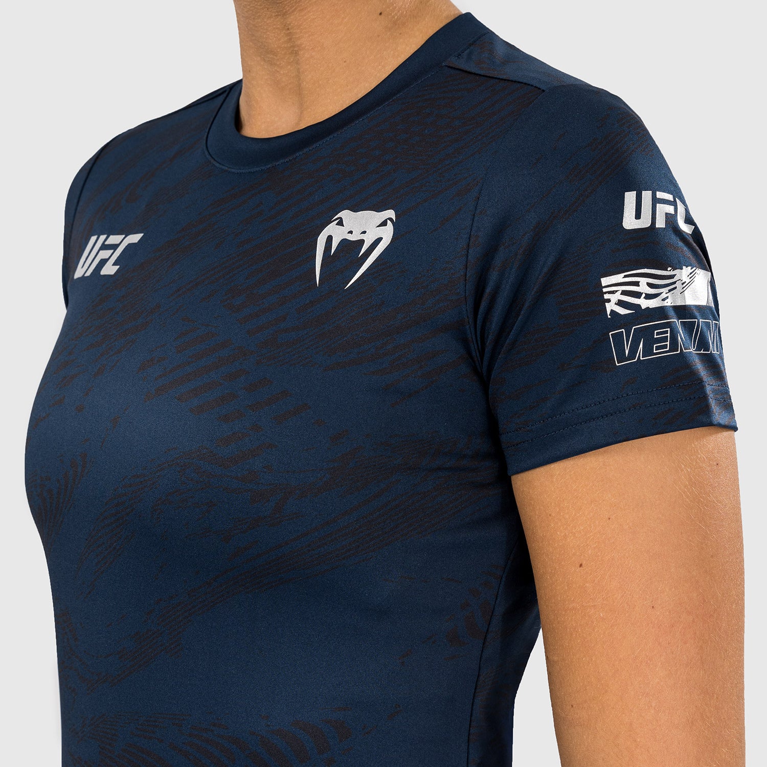 ufc-fusion-by-venum-fight-week-damen-dry-tech-t-shirt-ozeanblau image 4