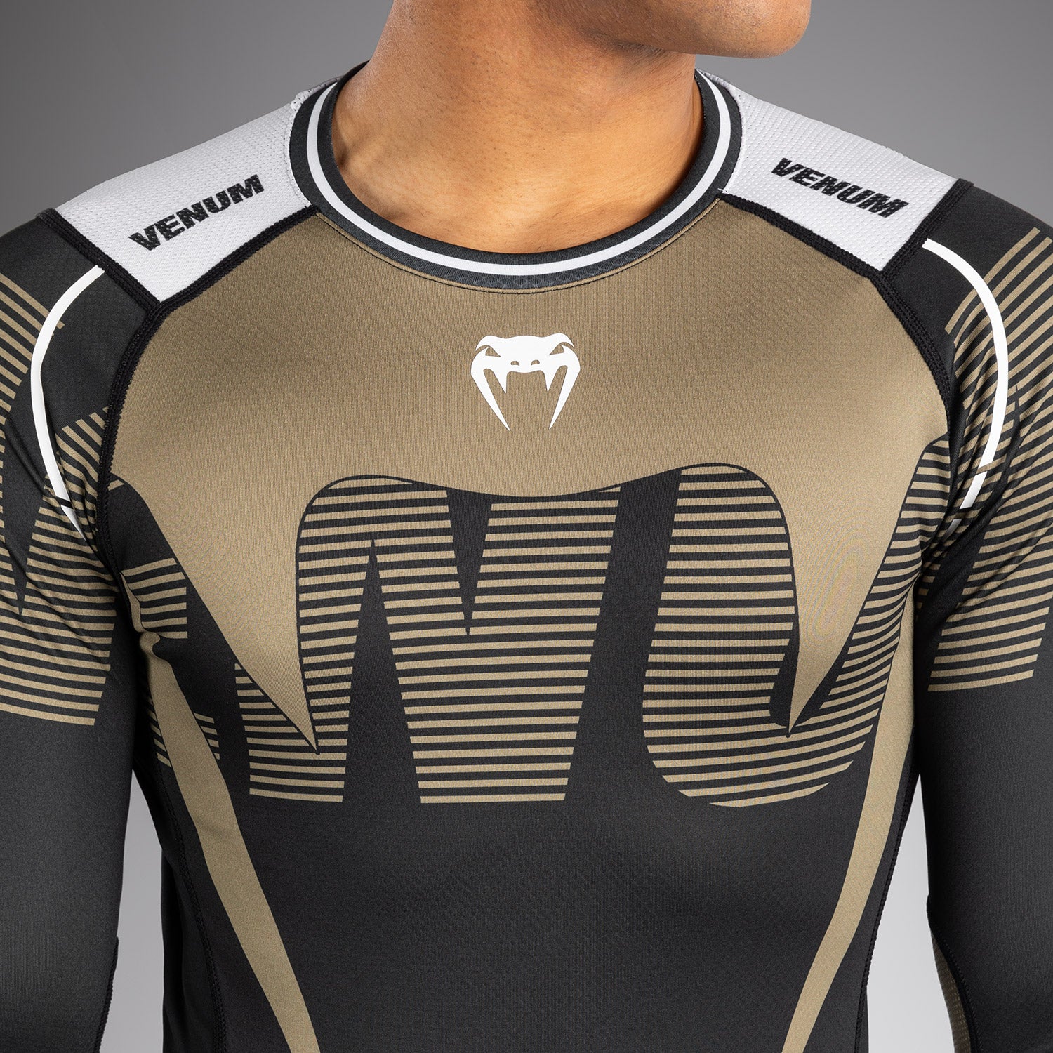 venum-adrenaline-langarm-rashguard-herren-schwarz-sand image 4