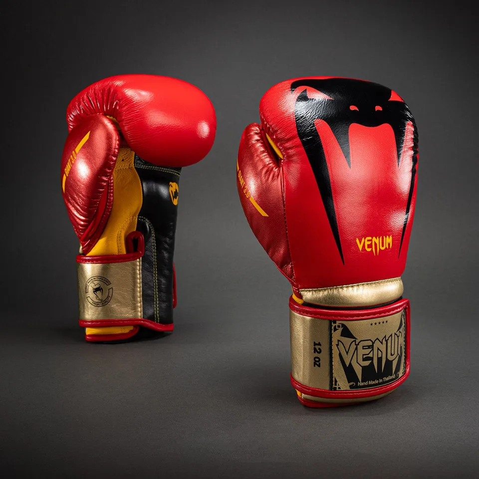 venum-giant-3-0-boxhandschuhe-rot-gelb-gold-nappaleder image 1