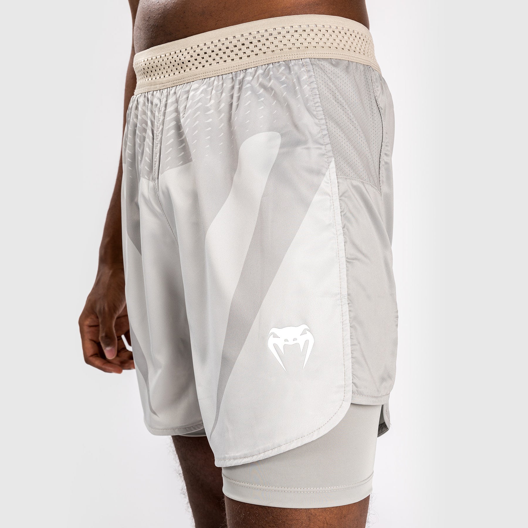 venum-attack-herren-fightshorts-sand image 2