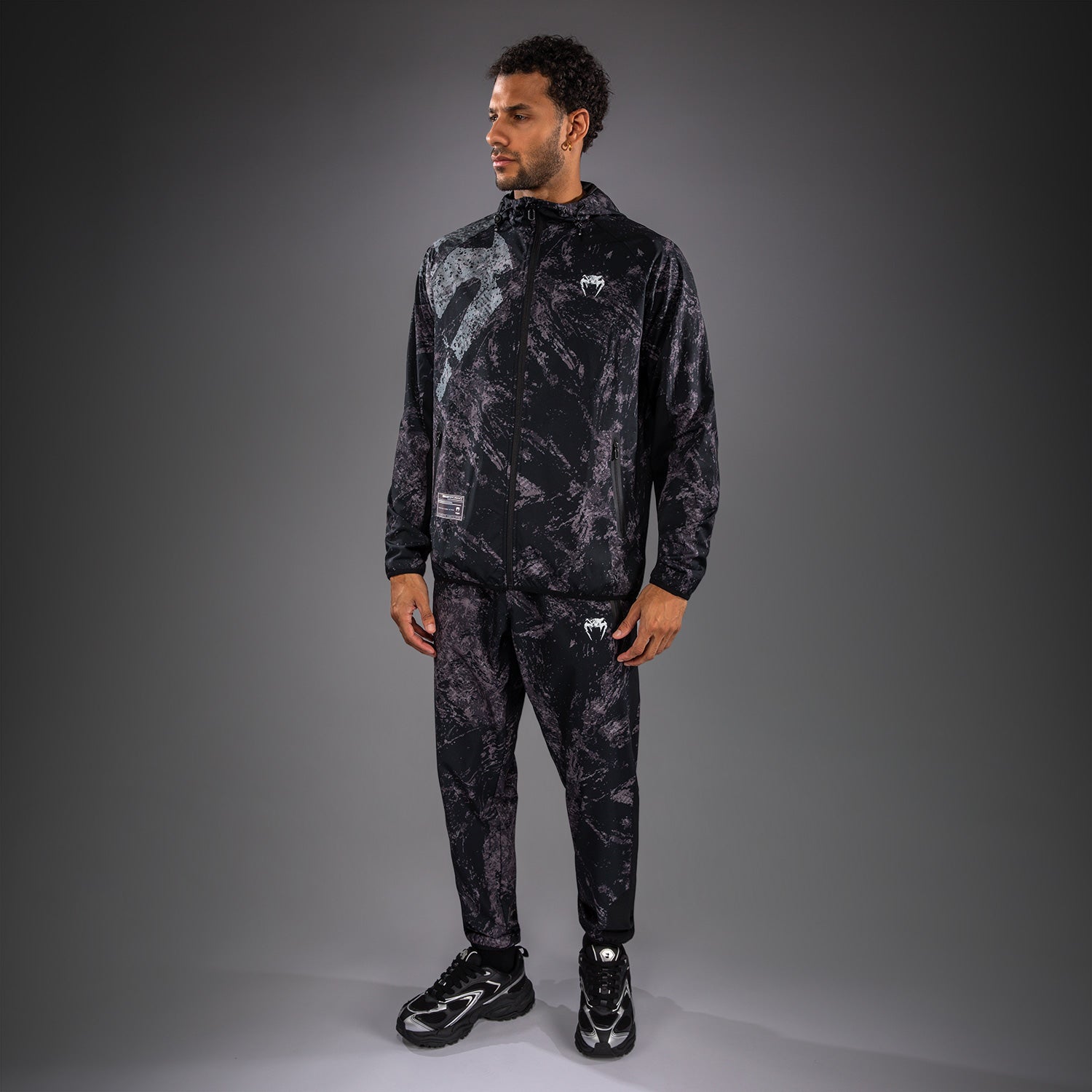 venum-rage-workout-trainingsjacke-schwarz-grau image 2