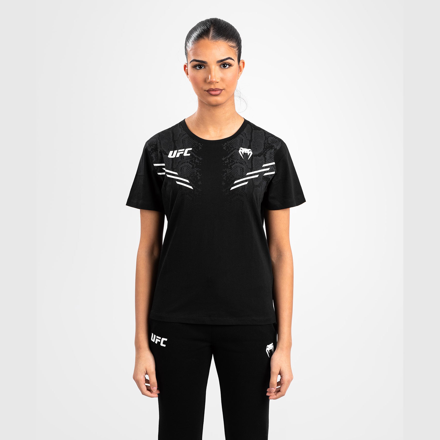 venum-ufc-adrenaline-replica-damen-t-shirt-kurzarm-schwarz image 6