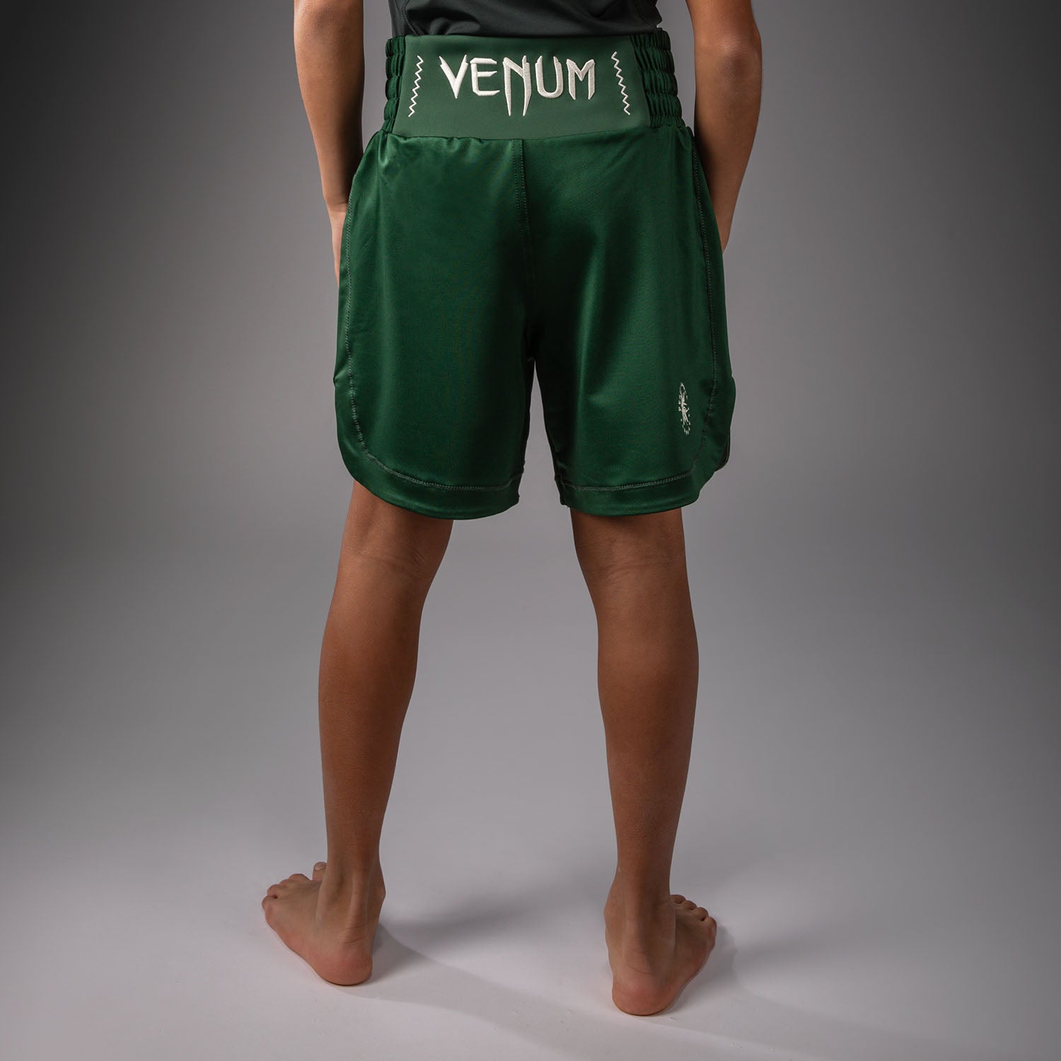 venum-attack-kids-boxshorts-waldgr-n-off-white image 3