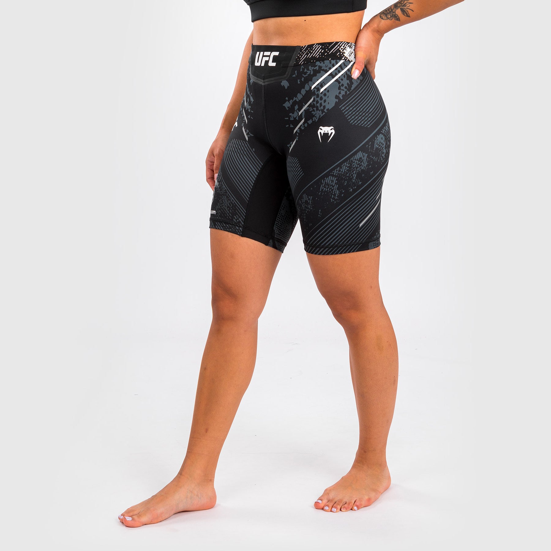 ufc-adrenaline-by-venum-authentic-fight-night-vale-tudo-short-damen-lang-schwarz image 3