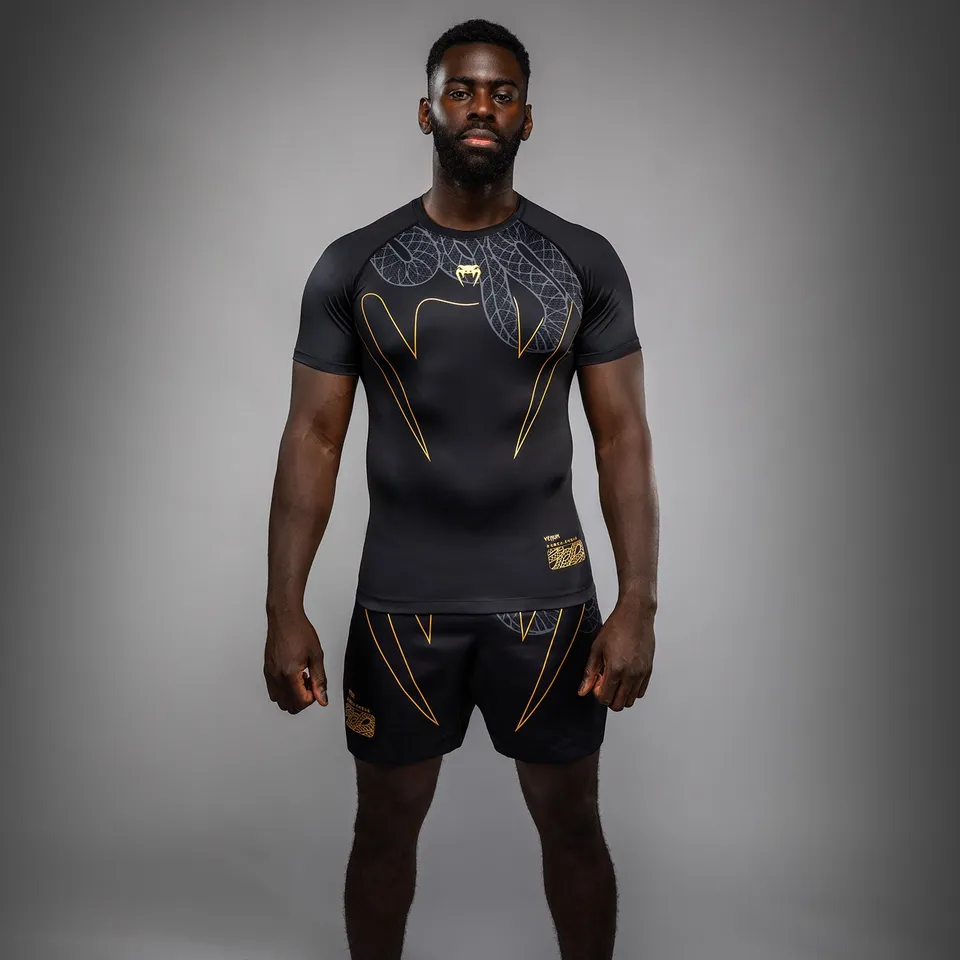 venum-serpenti-kurzarm-rashguard-schwarz-silber-gold-herren image 1