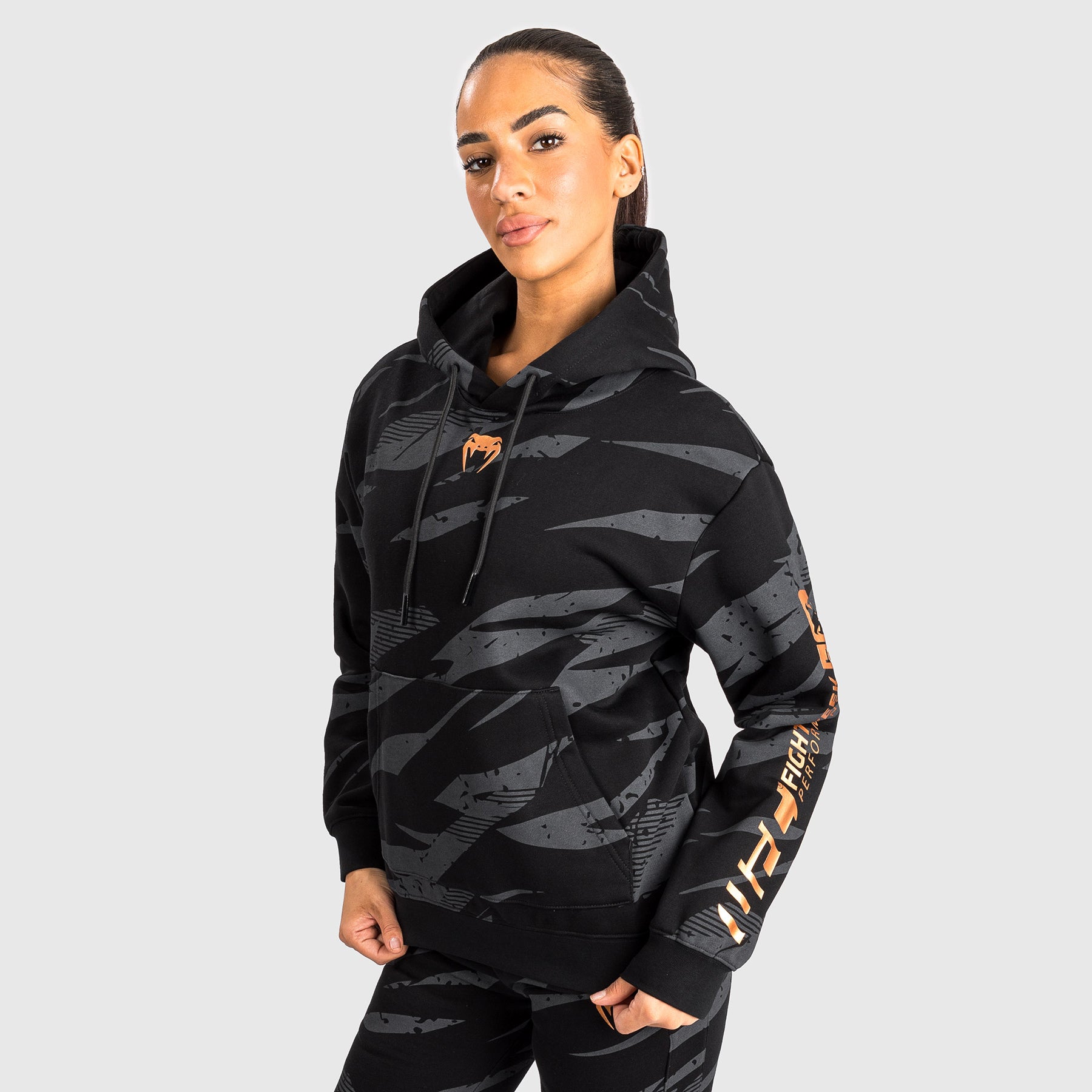 ufc-adrenaline-by-venum-fight-week-pullover-hoodie-damen-urban-camo image 1