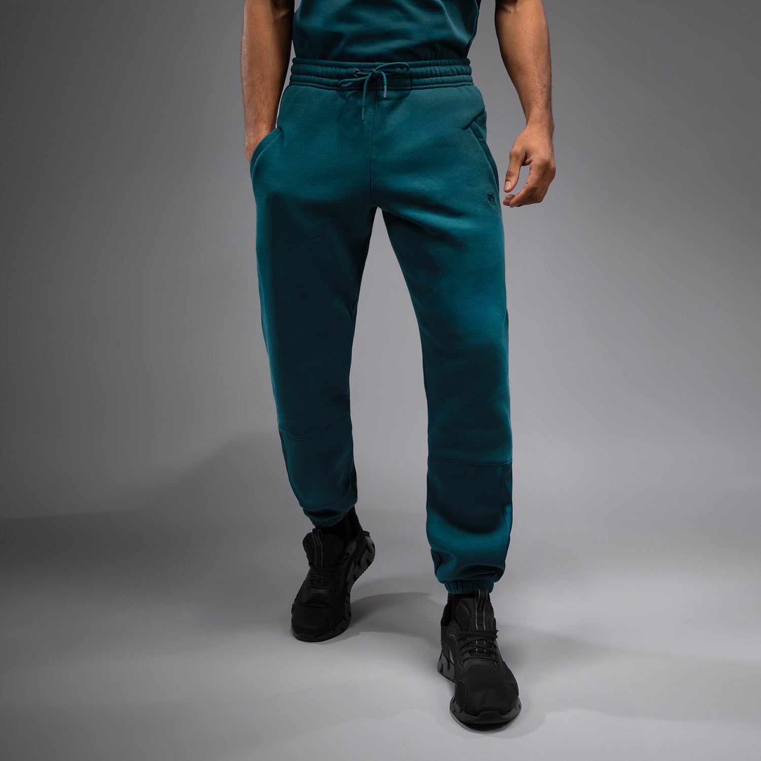 venum-silent-power-jogginghose-herren-paon-green image 1